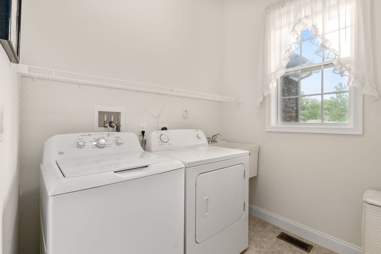 Condominium at 24 West  View Lane # 24, Stow MA 01775, Stow, photo 20 of 29