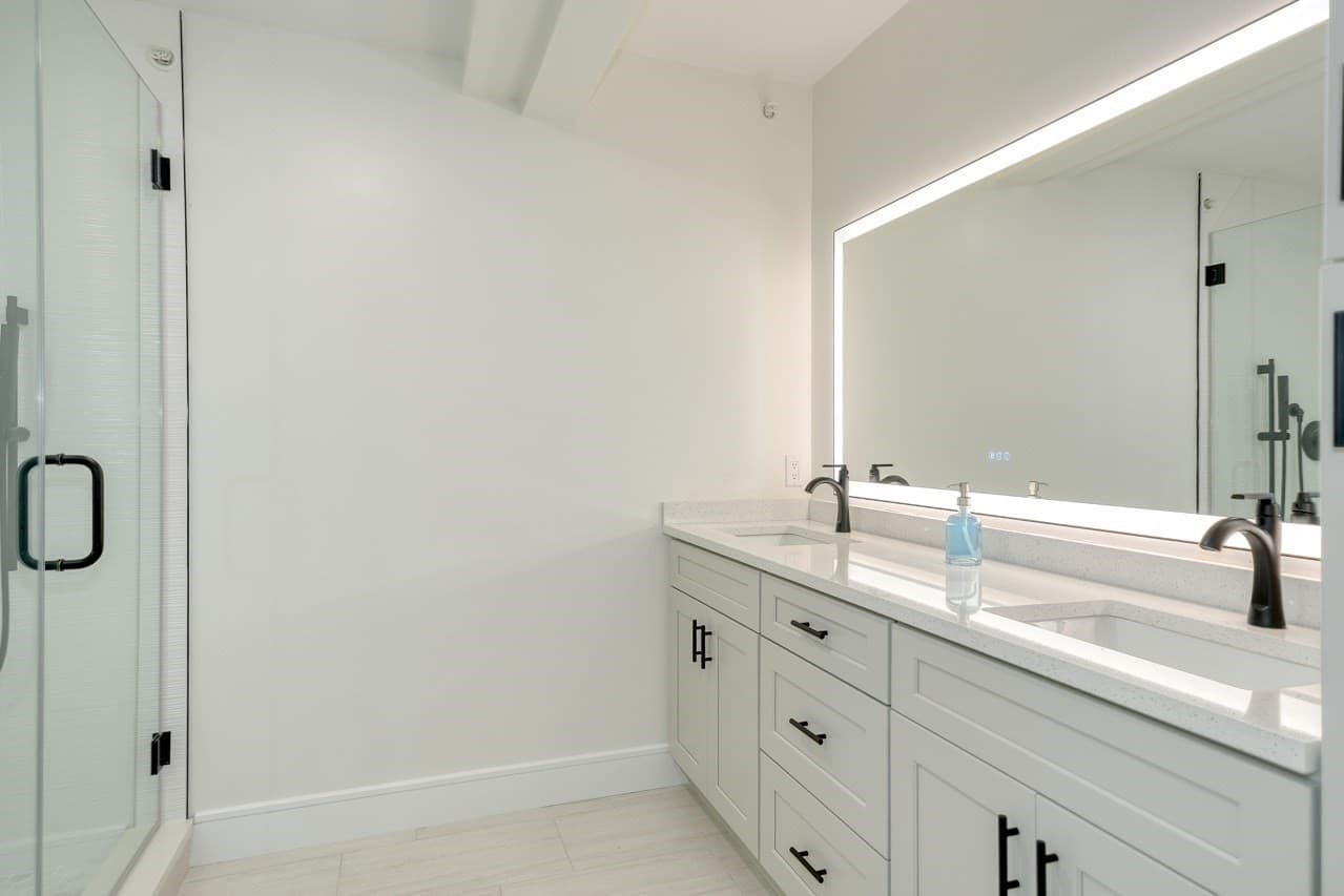 Condominium at 17 School # C, Hudson MA 01749, Hudson, photo 7 of 20