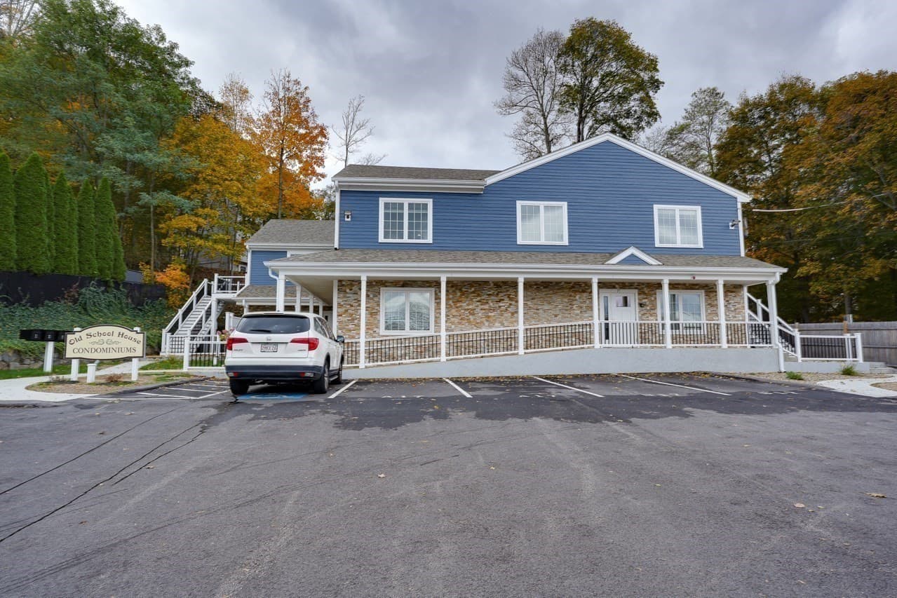Condominium at 17 School # C, Hudson MA 01749, Hudson, photo 19 of 20