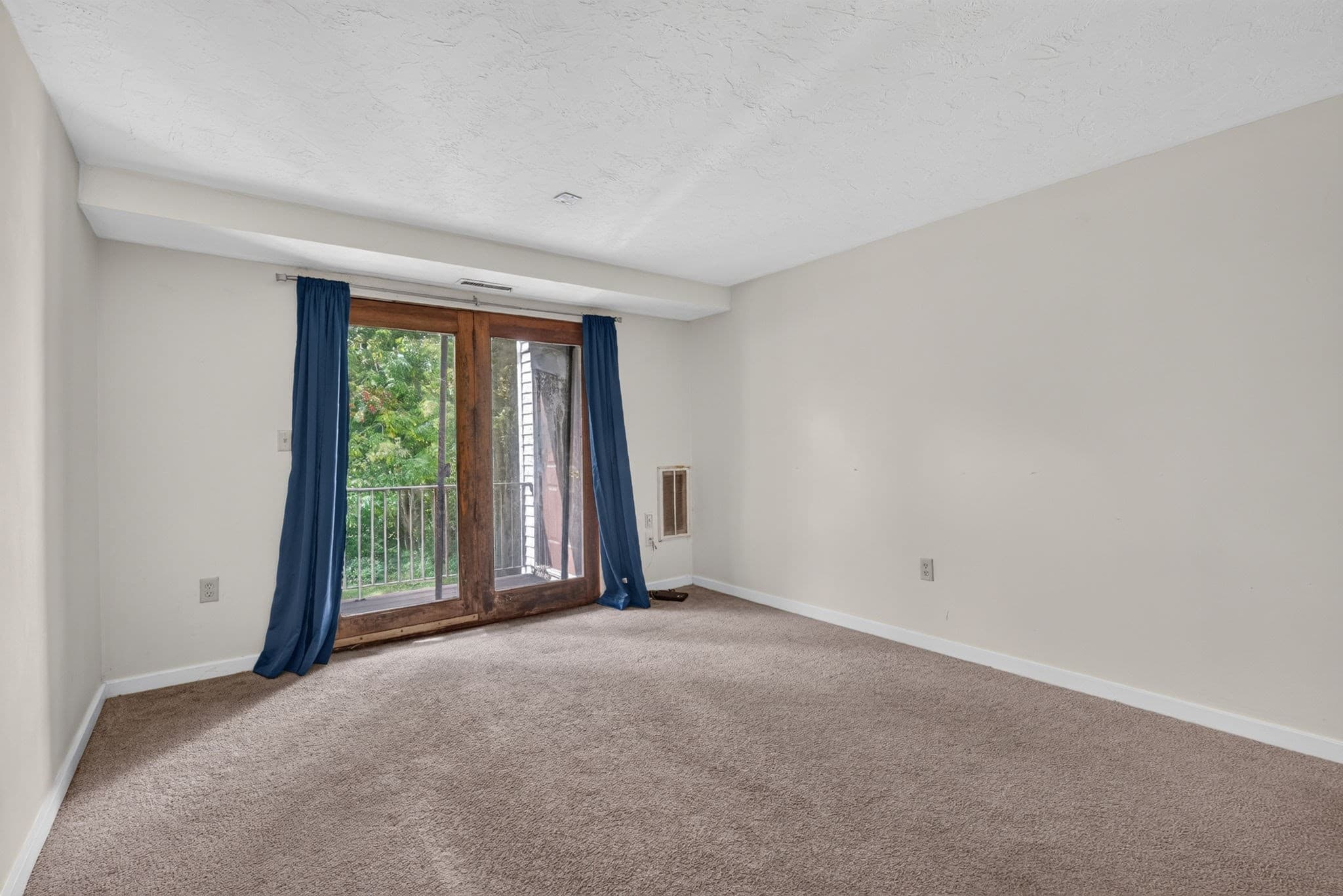 Condominium at 189 Littleton Rd # 15, Chelmsford MA 01824, Chelmsford, photo 17 of 35