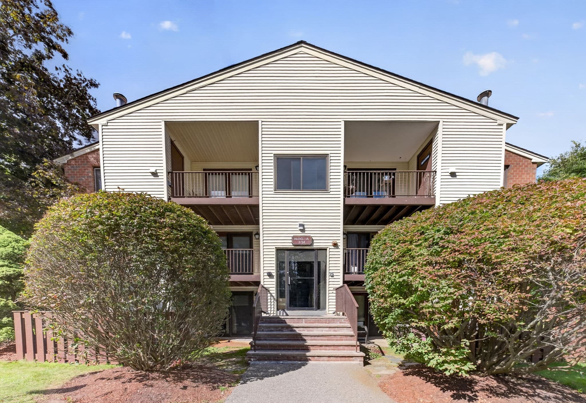 Condominium at 189 Littleton Rd # 15, Chelmsford MA 01824, Chelmsford, photo 34 of 35