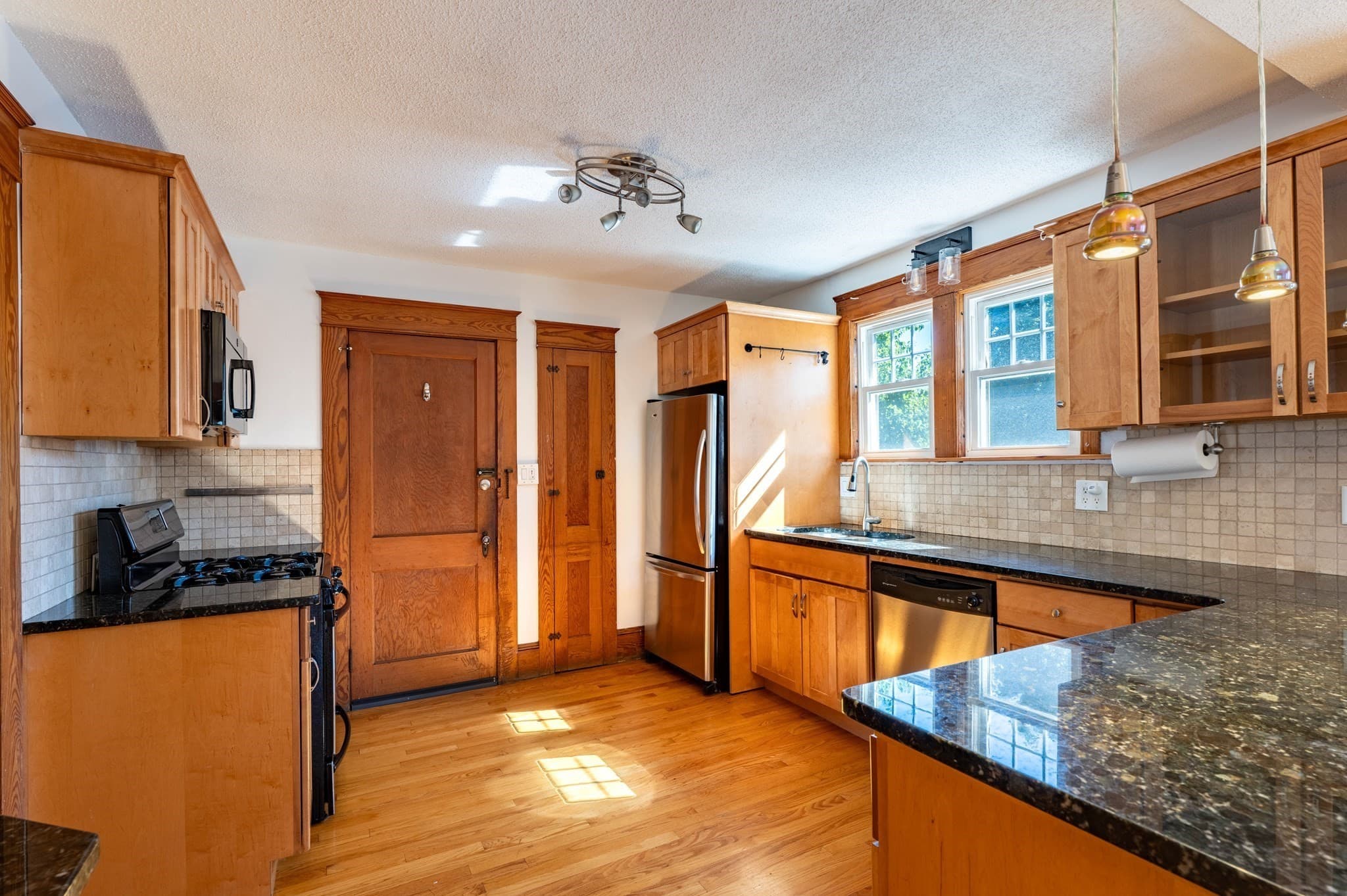 Condominium at 9 Orchard St # 9, Northampton MA 01060, Northampton, photo 7 of 35