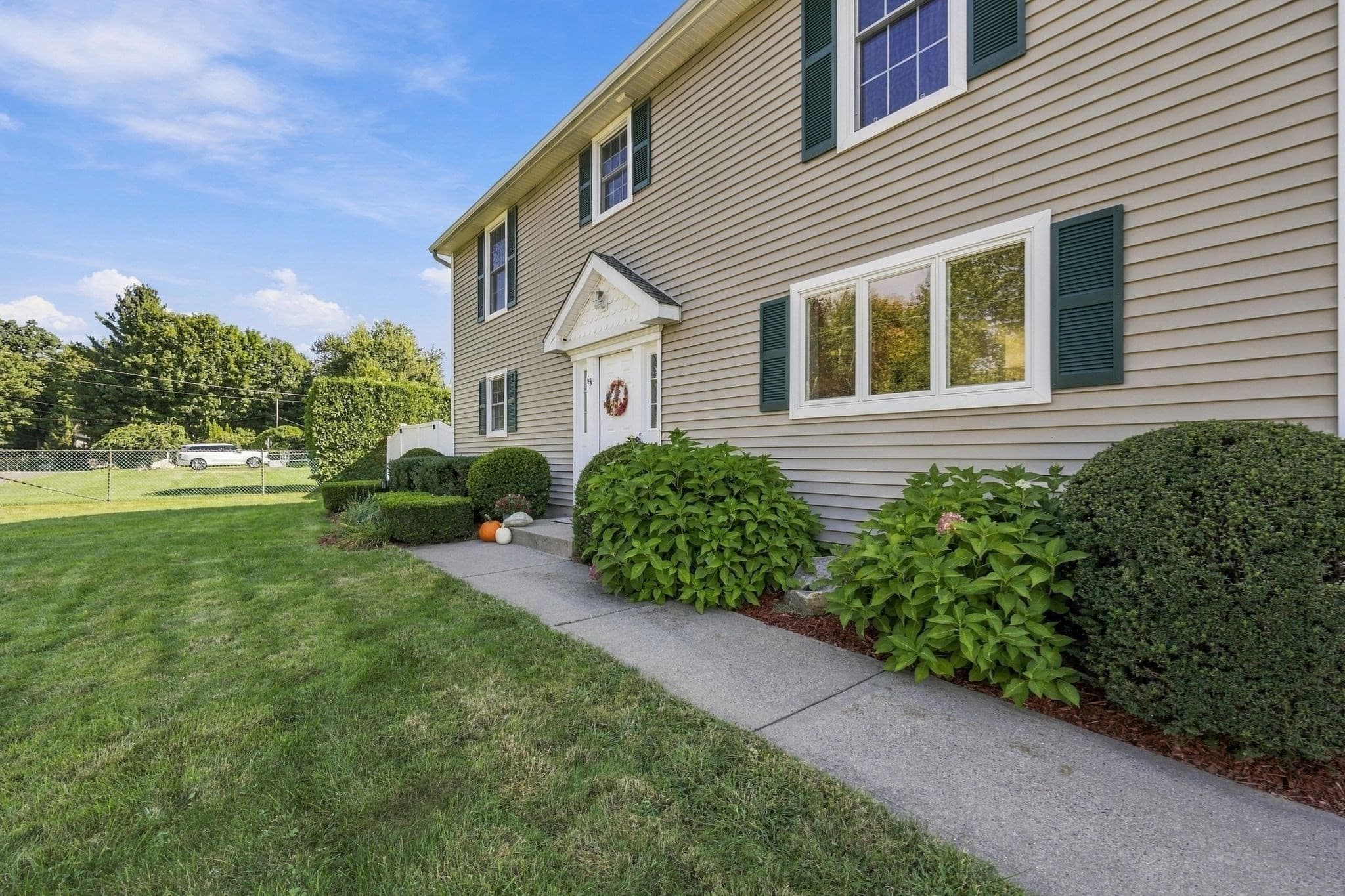 Single Family Residence at 63 Autumn St, Agawam MA 01001, Agawam, photo 3 of 42