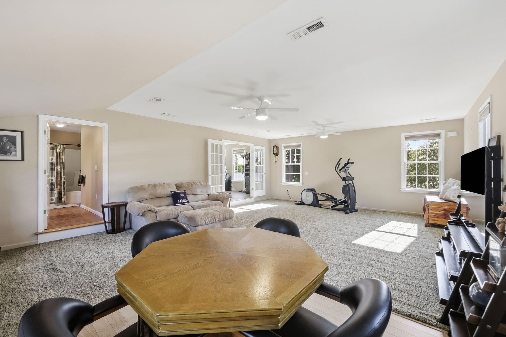 Single Family Residence at 63 Autumn St, Agawam MA 01001, Agawam, photo 30 of 42