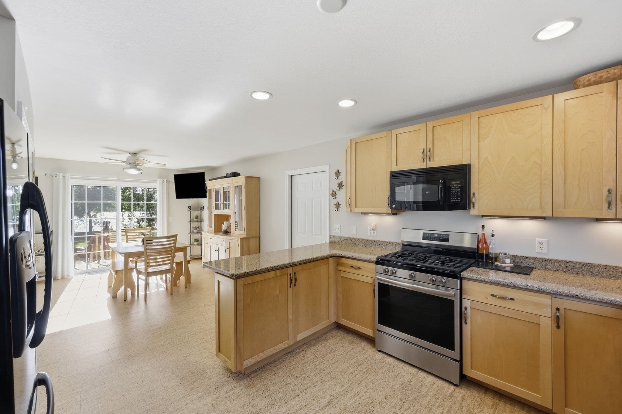 Single Family Residence at 63 Autumn St, Agawam MA 01001, Agawam, photo 19 of 42