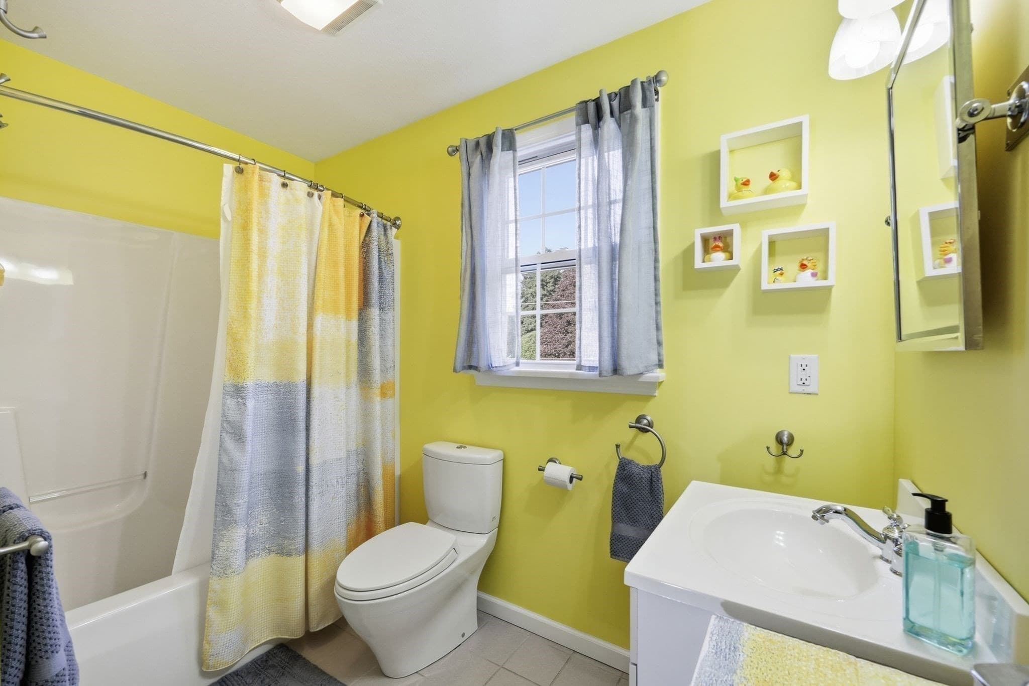 Single Family Residence at 63 Autumn St, Agawam MA 01001, Agawam, photo 35 of 42