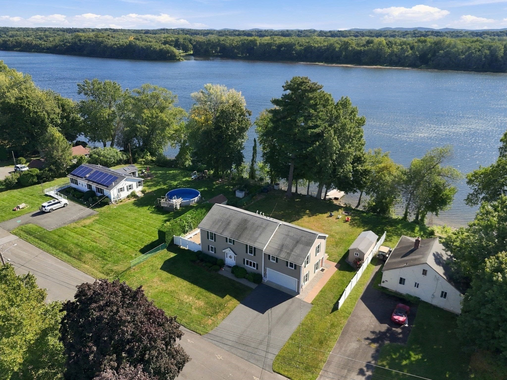 Single Family Residence at 63 Autumn St, Agawam MA 01001, Agawam, photo 4 of 42