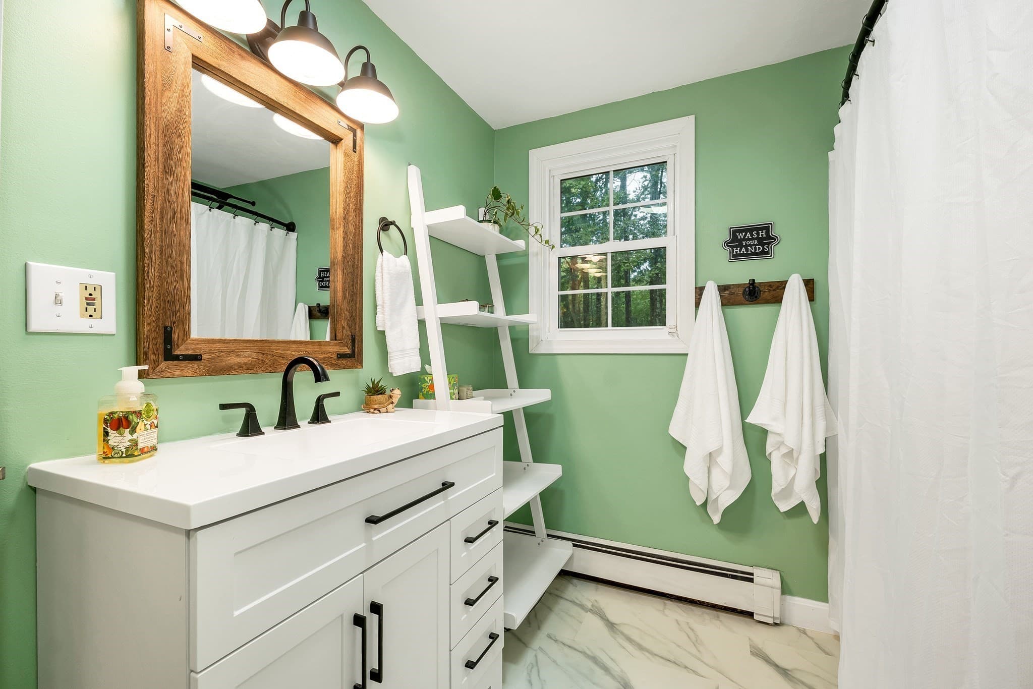 Single Family Residence at 9 Epping Woods Road, Epping NH 03042, Epping, photo 15 of 31
