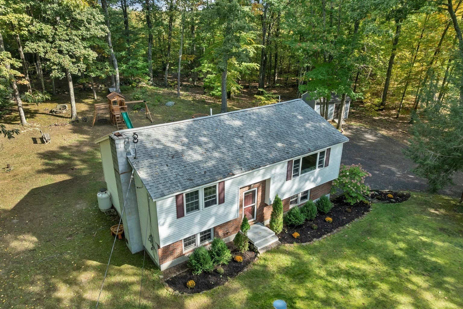 Single Family Residence at 9 Epping Woods Road, Epping NH 03042, photo 40 of 42