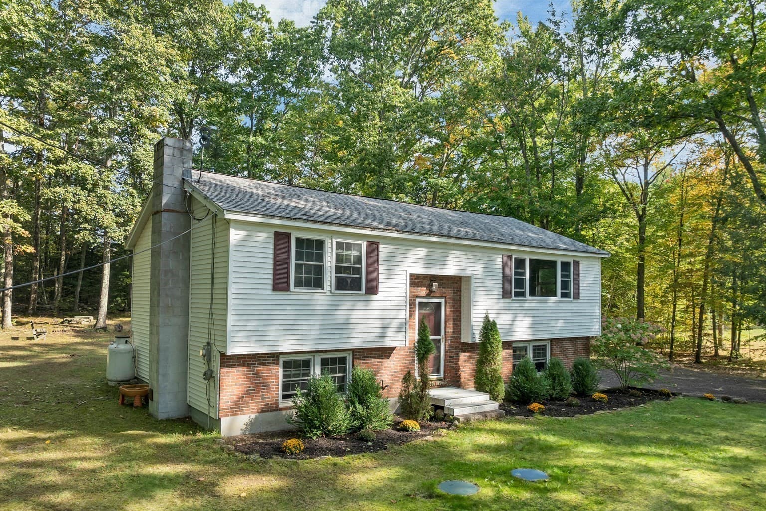 Single Family Residence at 9 Epping Woods Road, Epping NH 03042, photo 39 of 42