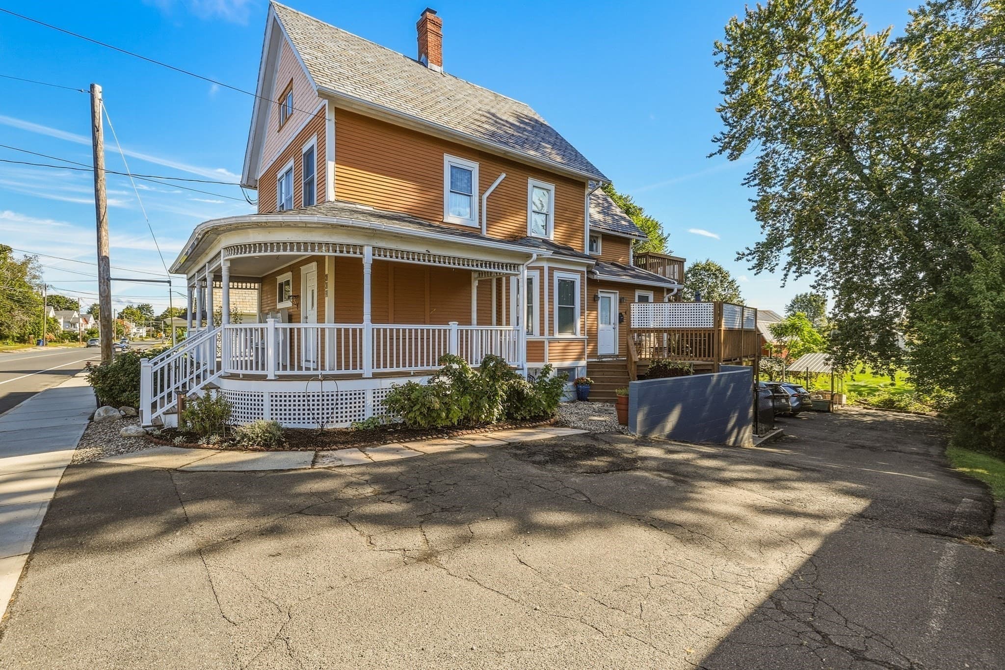 2 Family - 2 Units Up/Down at 239 Bridge Street, Northampton MA 01060, Northampton, photo 3 of 42