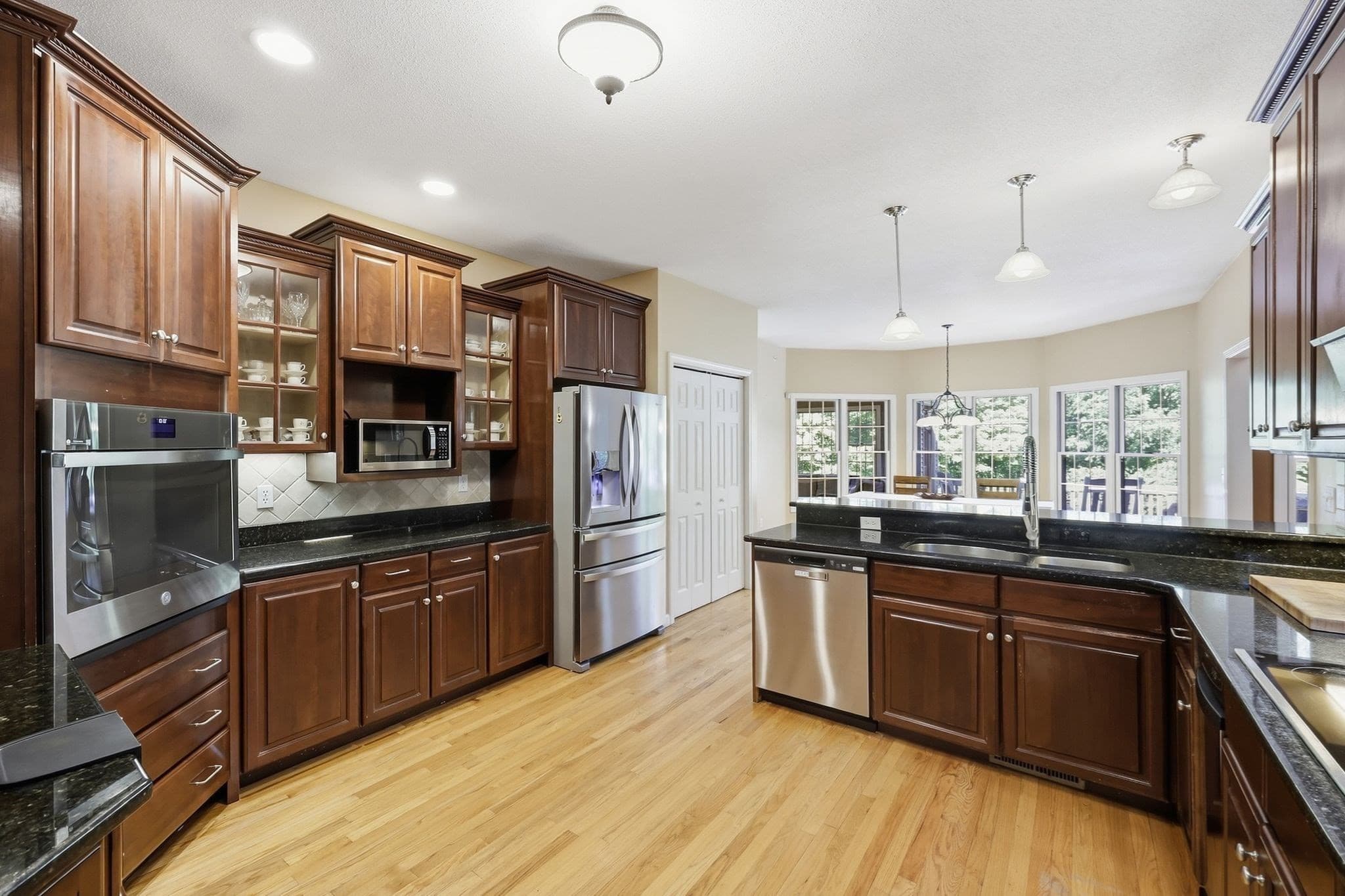Single Family Residence at 2 Highview Circle, Wilbraham MA 01095, Wilbraham, photo 12 of 42