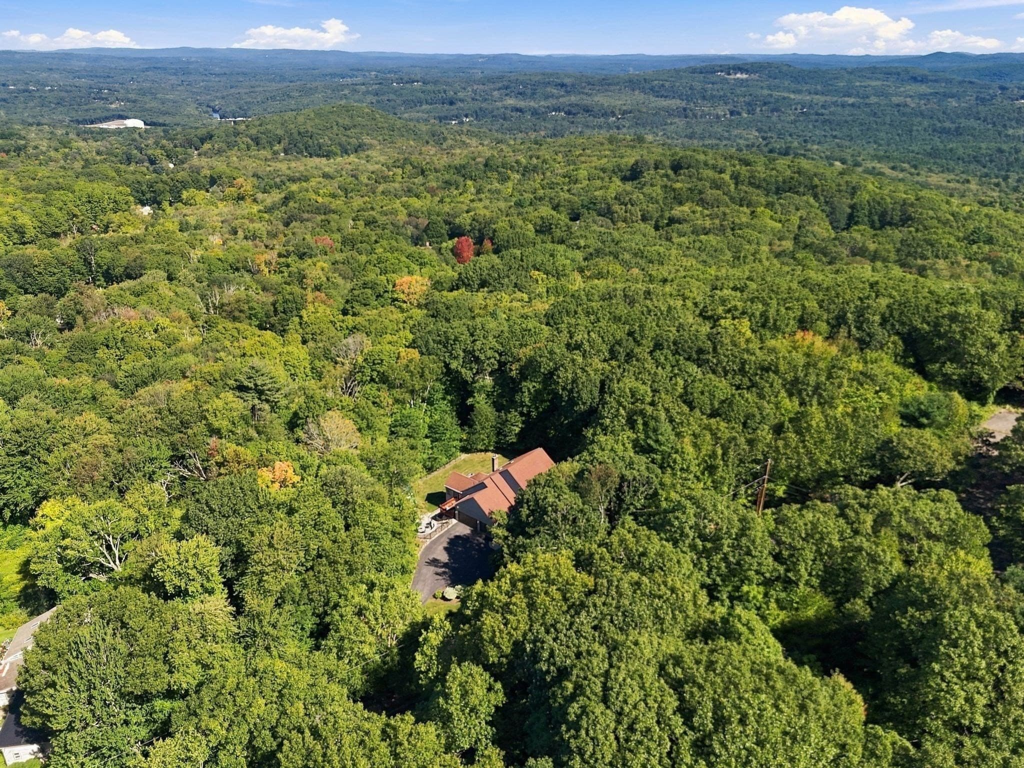 Single Family Residence at 2 Highview Circle, Wilbraham MA 01095, Wilbraham, photo 4 of 42