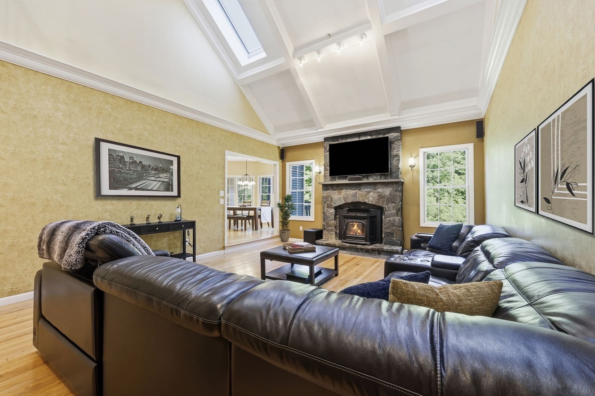 Single Family Residence at 2 Highview Circle, Wilbraham MA 01095, Wilbraham, photo 8 of 42