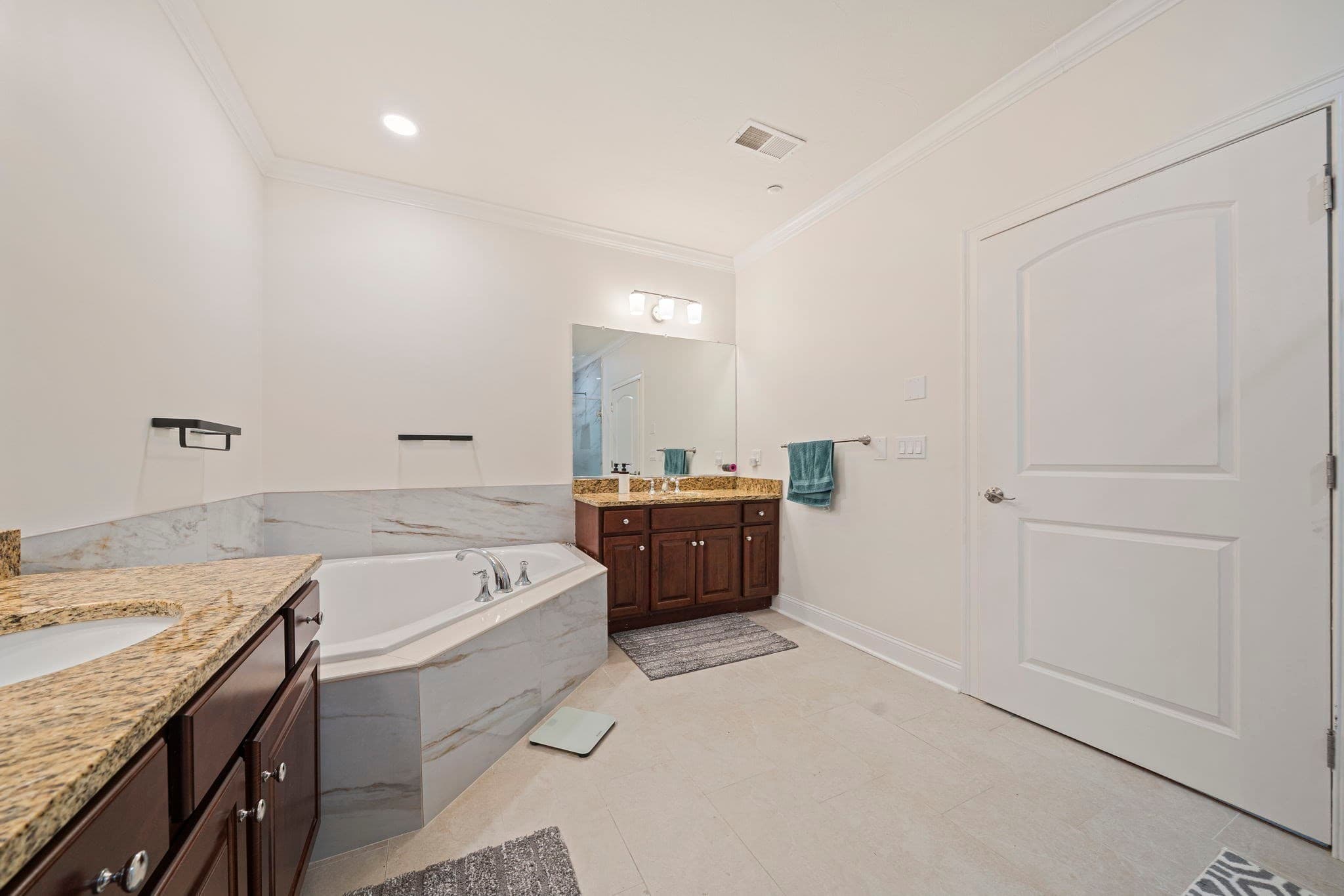 Condominium at 314 Eagles Nest Way # 314, Franklin MA 02038, Franklin, photo 18 of 27