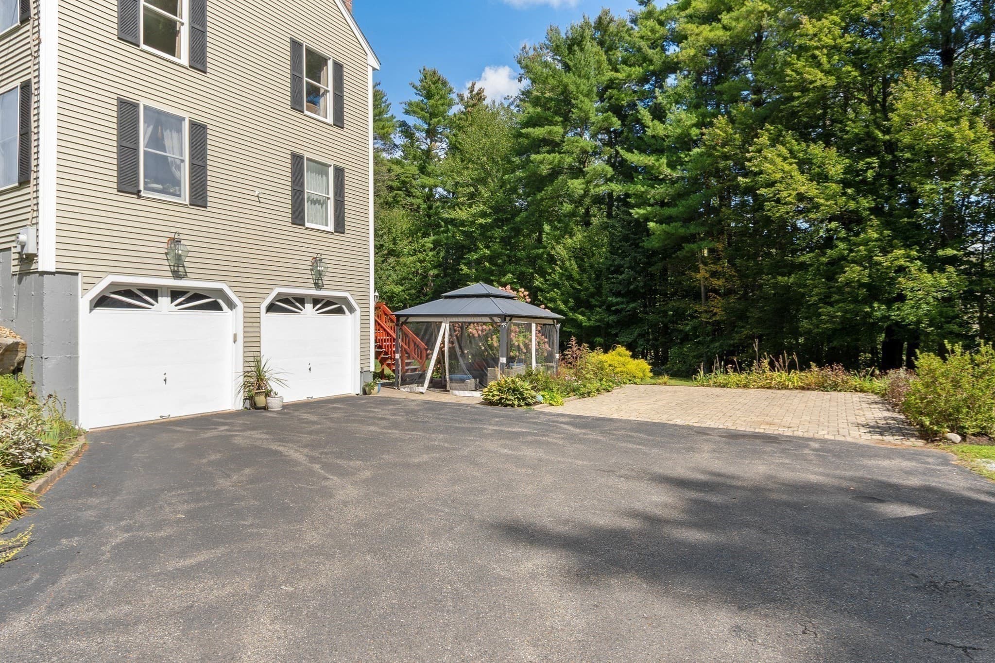Single Family Residence at 1 Laurelwoods Dr, Townsend MA 01474, Townsend, photo 38 of 42