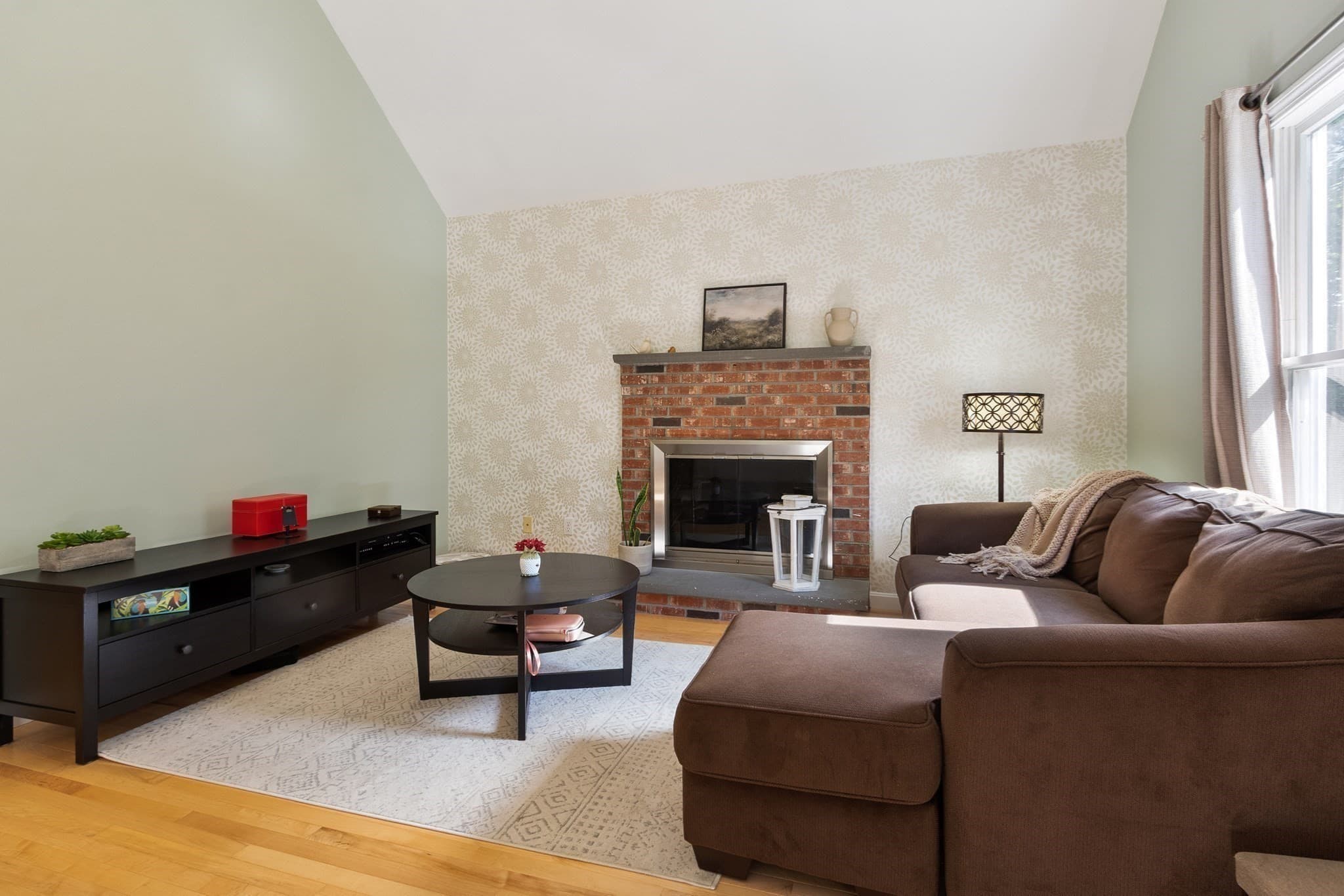 Single Family Residence at 1 Laurelwoods Dr, Townsend MA 01474, Townsend, photo 29 of 42
