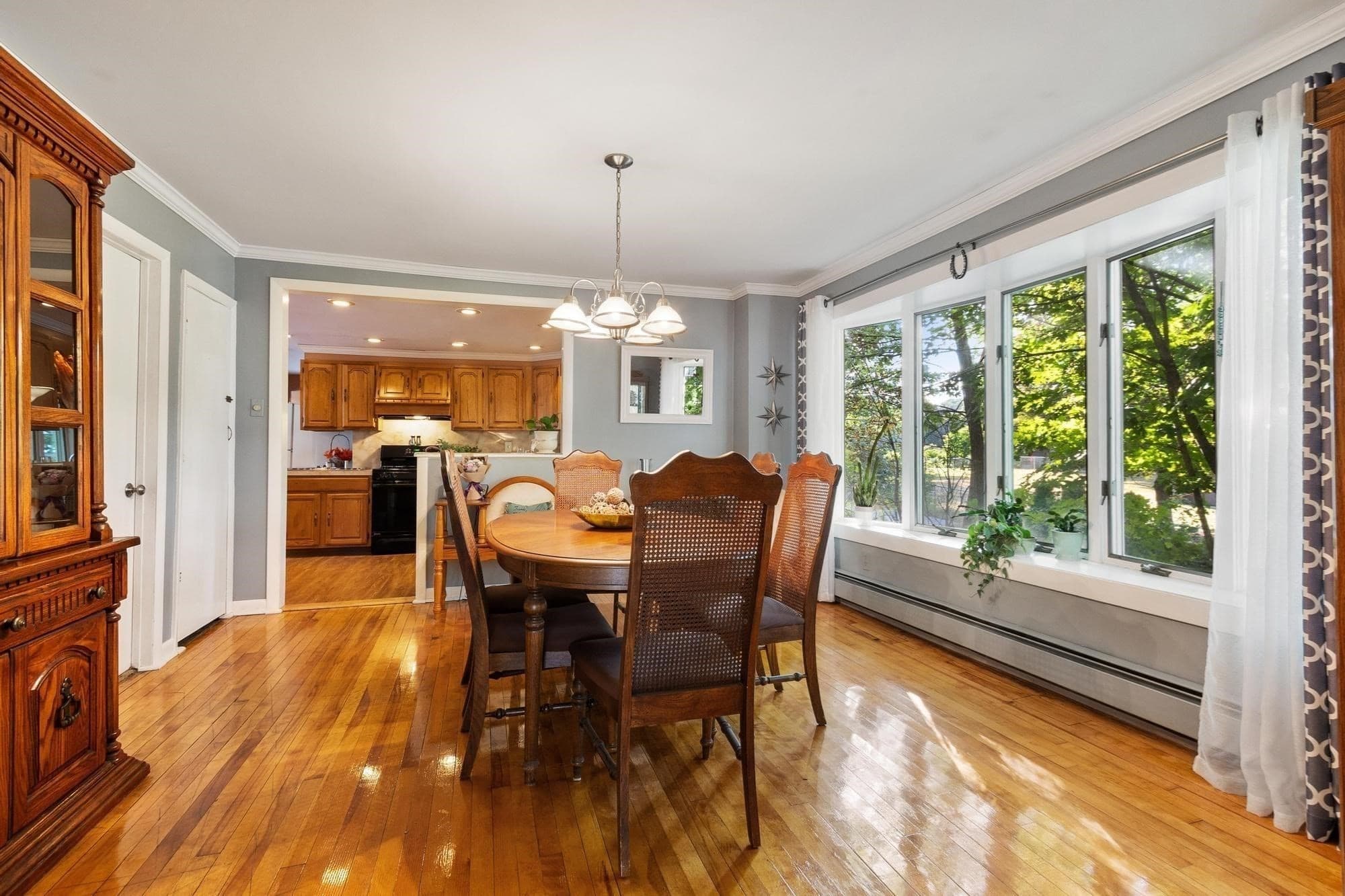 Single Family Residence at 41 Smith St, Fitchburg MA 01420, Fitchburg, photo 12 of 40