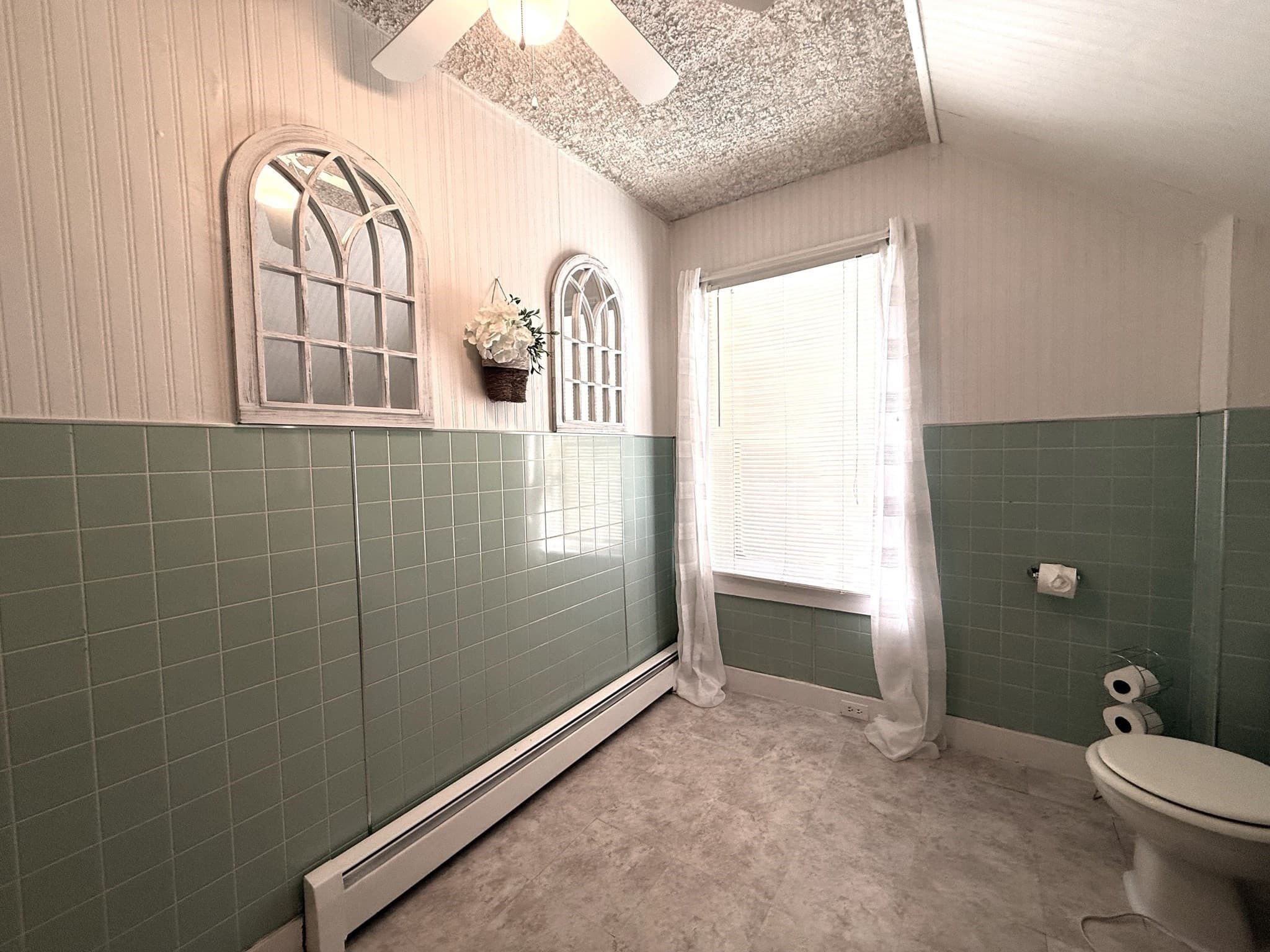 Single Family Residence at 41 Smith St, Fitchburg MA 01420, Fitchburg, photo 32 of 40