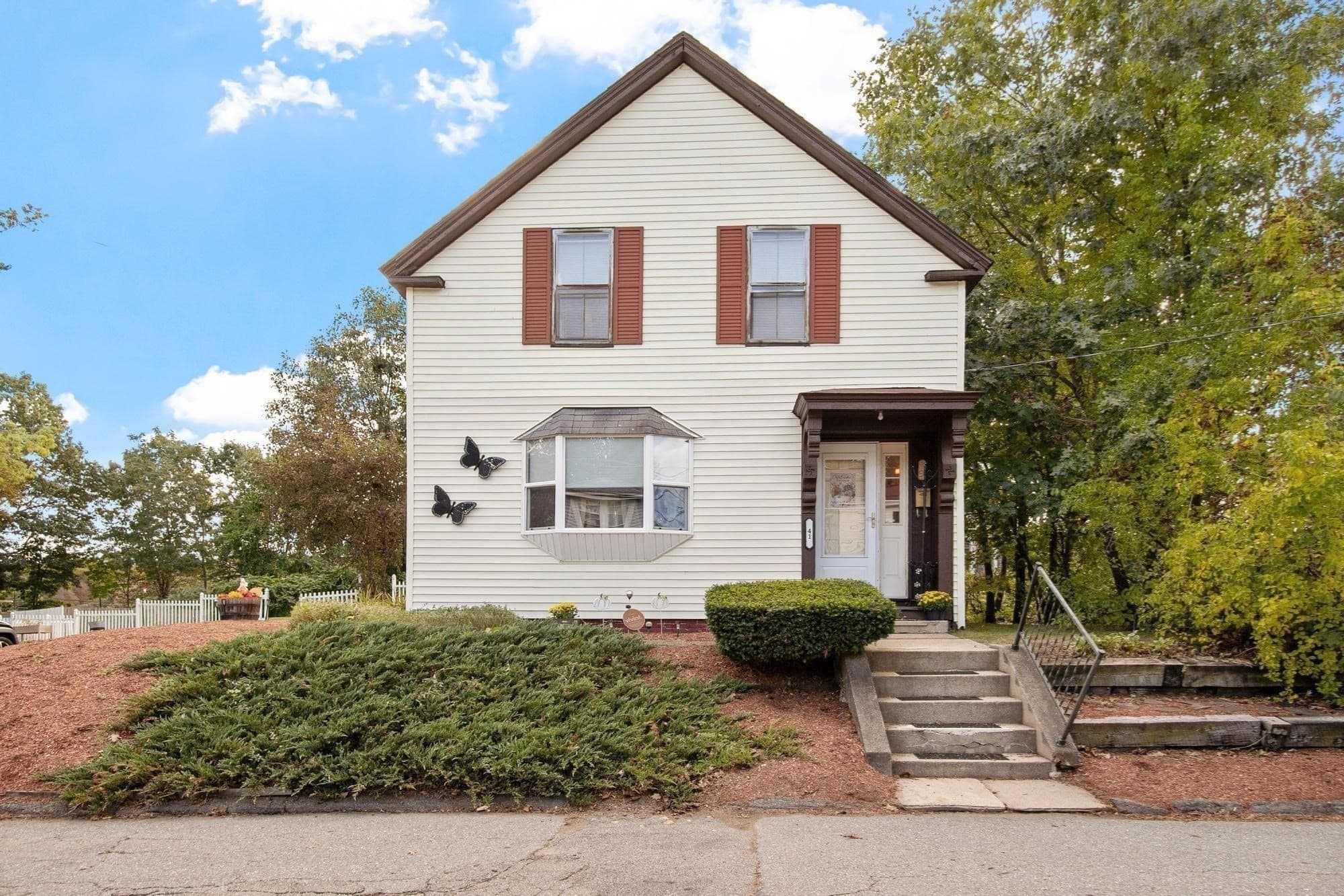 Single Family Residence at 41 Smith St, Fitchburg MA 01420, Fitchburg, photo 40 of 40