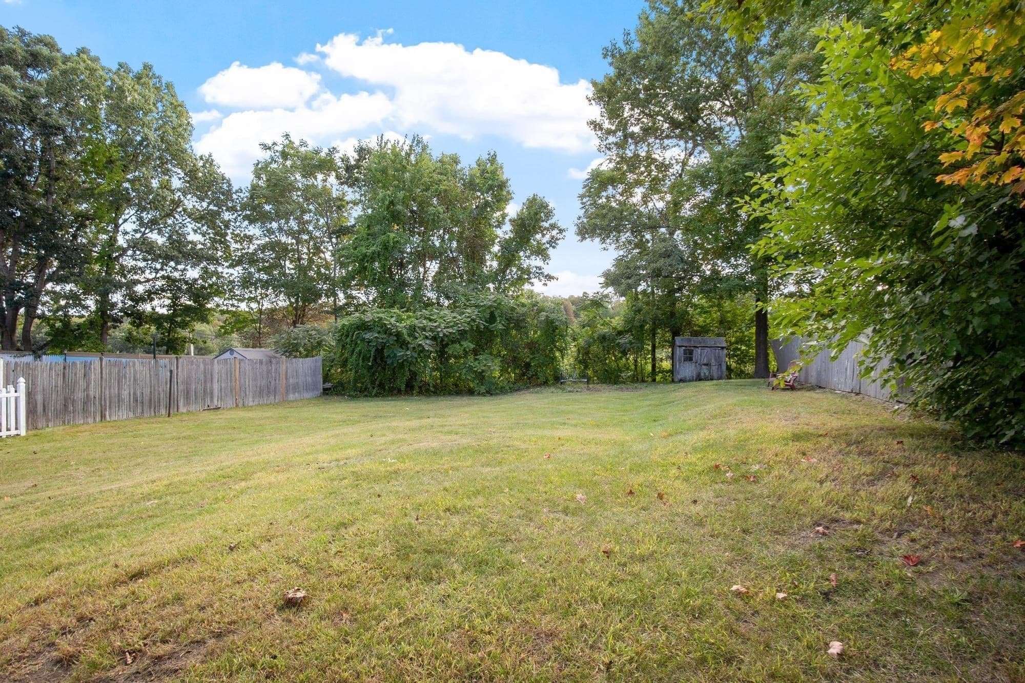 Single Family Residence at 41 Smith St, Fitchburg MA 01420, Fitchburg, photo 4 of 40
