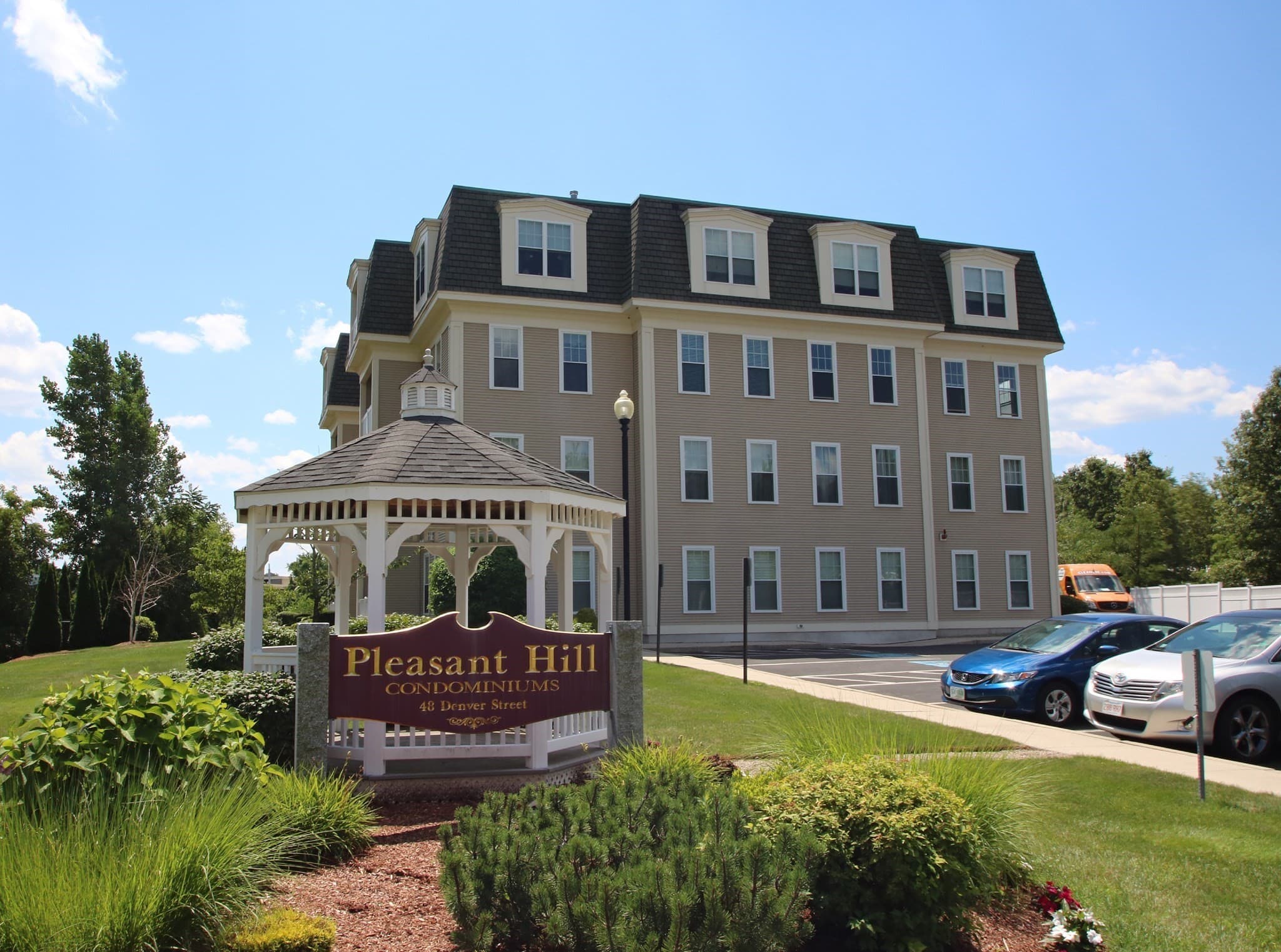 48 Denver Street # 303, Saugus MA 01906