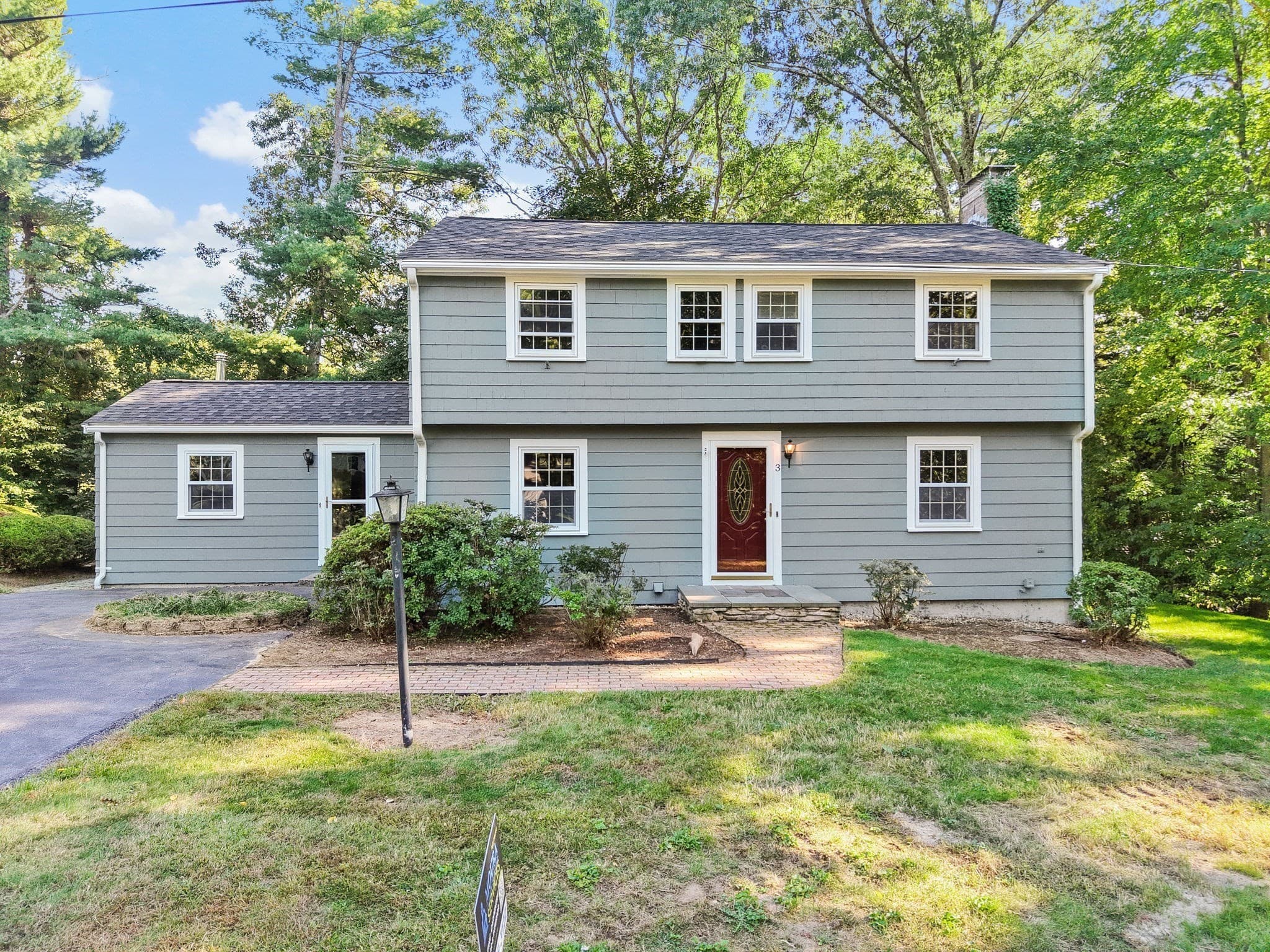 3 Black Pine Rd, Medfield MA 02052