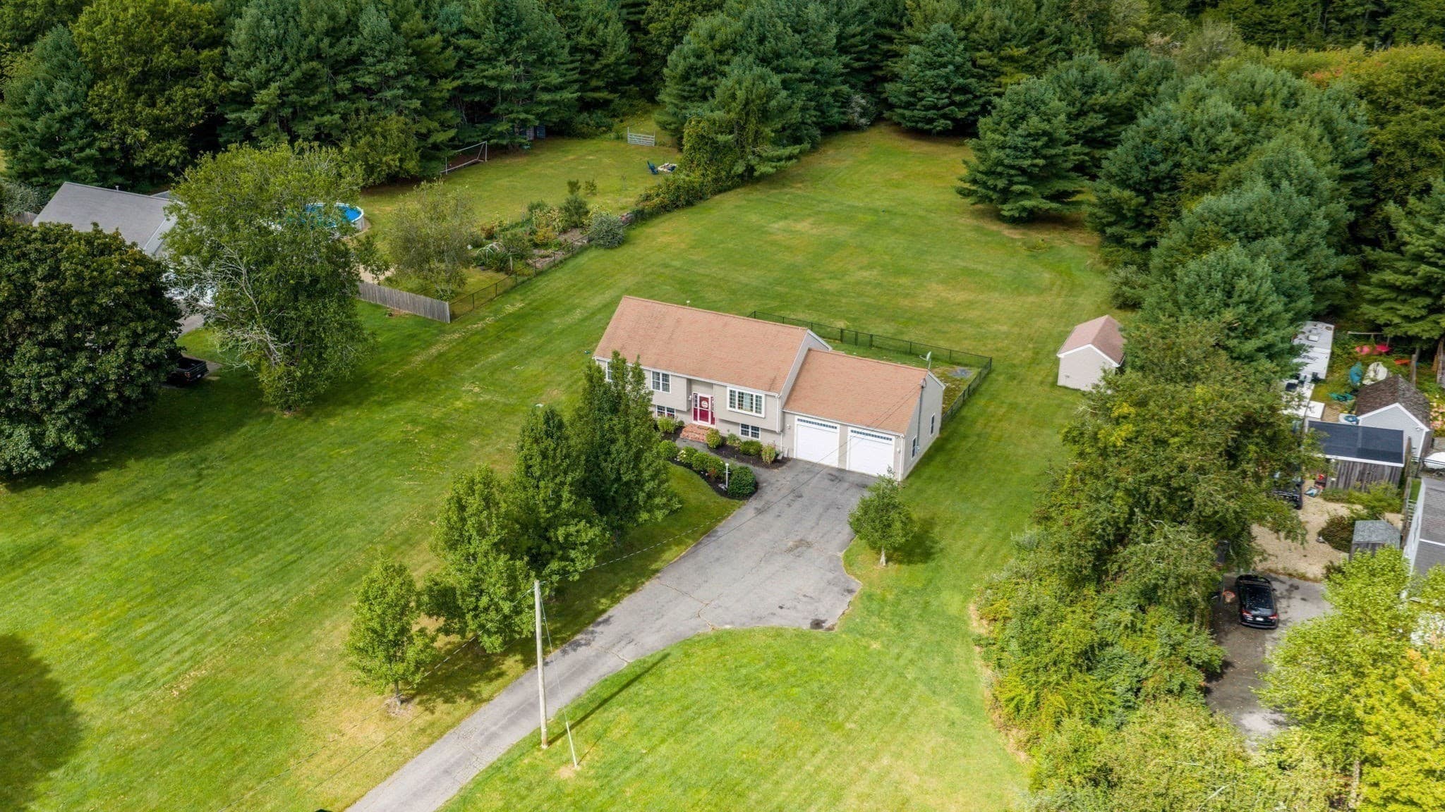Single Family Residence at 120 Purchase St, Middleboro MA 02346, Middleboro, photo 2 of 27
