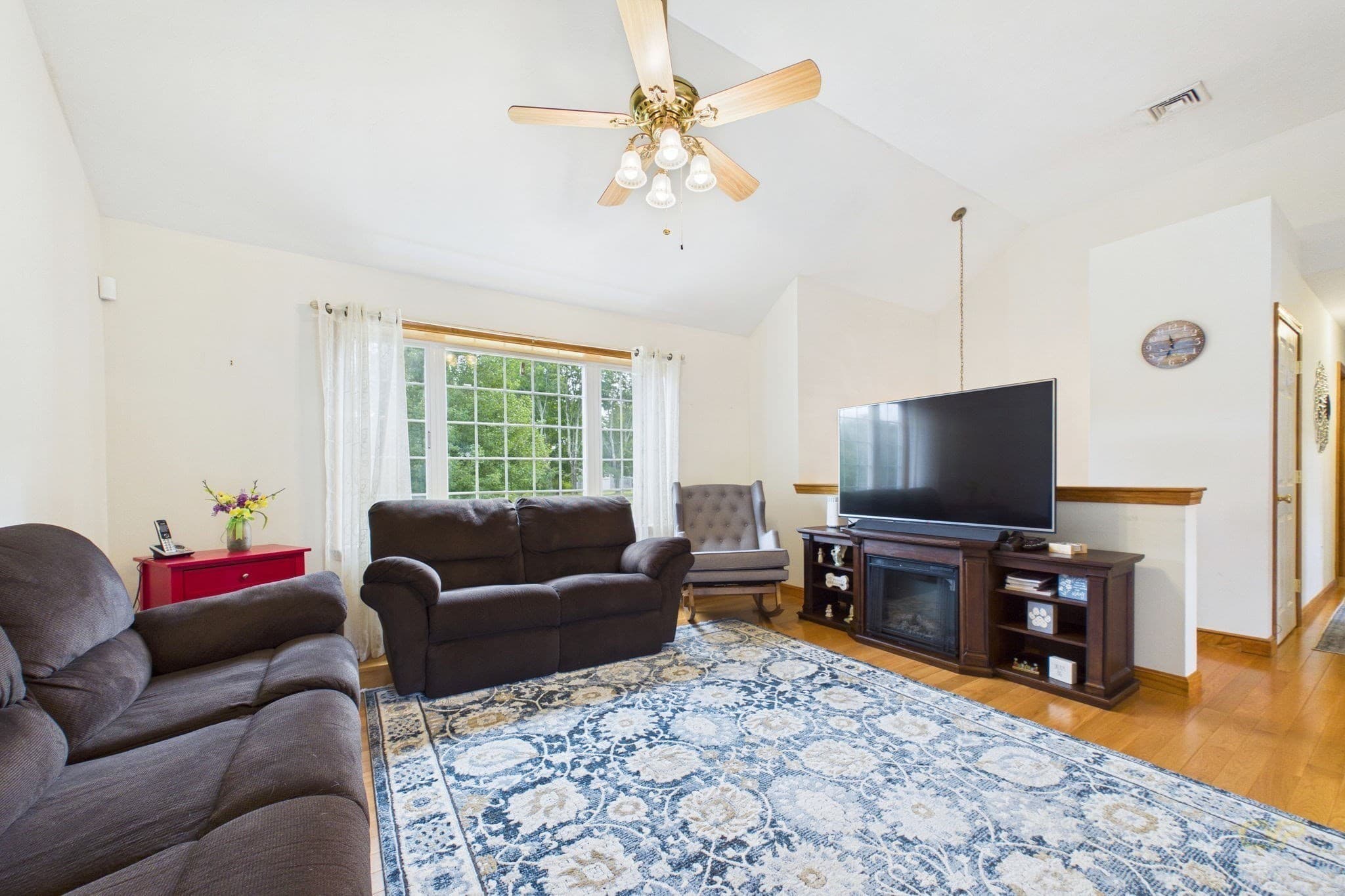 Single Family Residence at 120 Purchase St, Middleboro MA 02346, Middleboro, photo 4 of 27