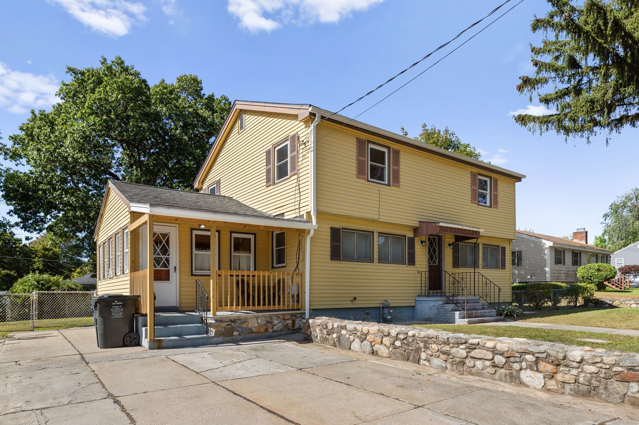 Single Family Residence at 316 Emery St, Dracut MA 01826, Dracut, photo 2 of 35