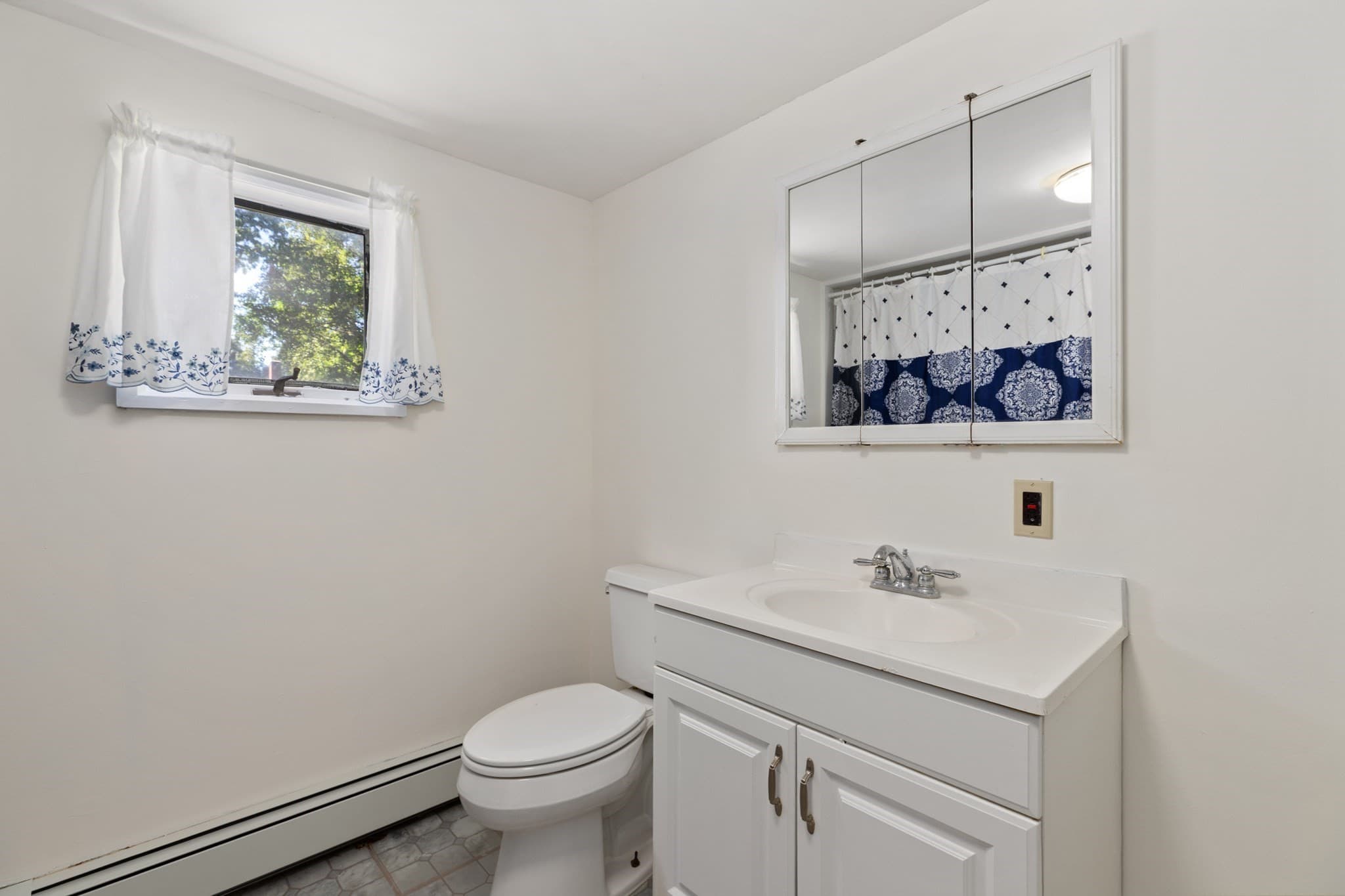 Single Family Residence at 316 Emery St, Dracut MA 01826, Dracut, photo 24 of 35