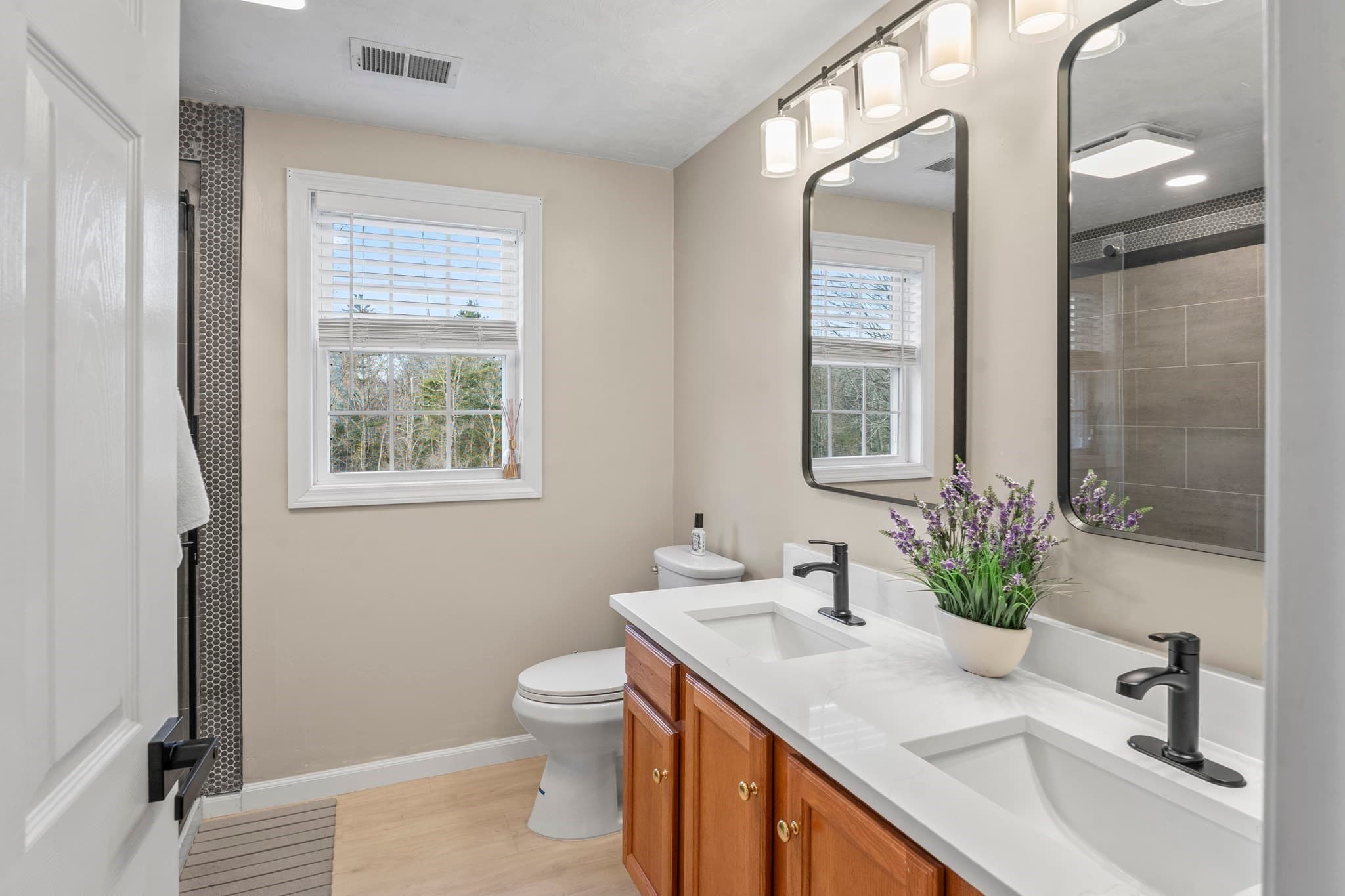 Single Family Residence at 455 East St, West Bridgewater MA 02379, West Bridgewater, photo 16 of 28