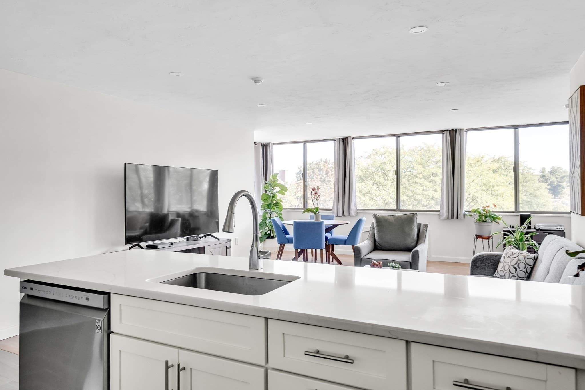 Condominium at 77 Adams Street # 310, Quincy MA 02169, Quincy, photo 12 of 32