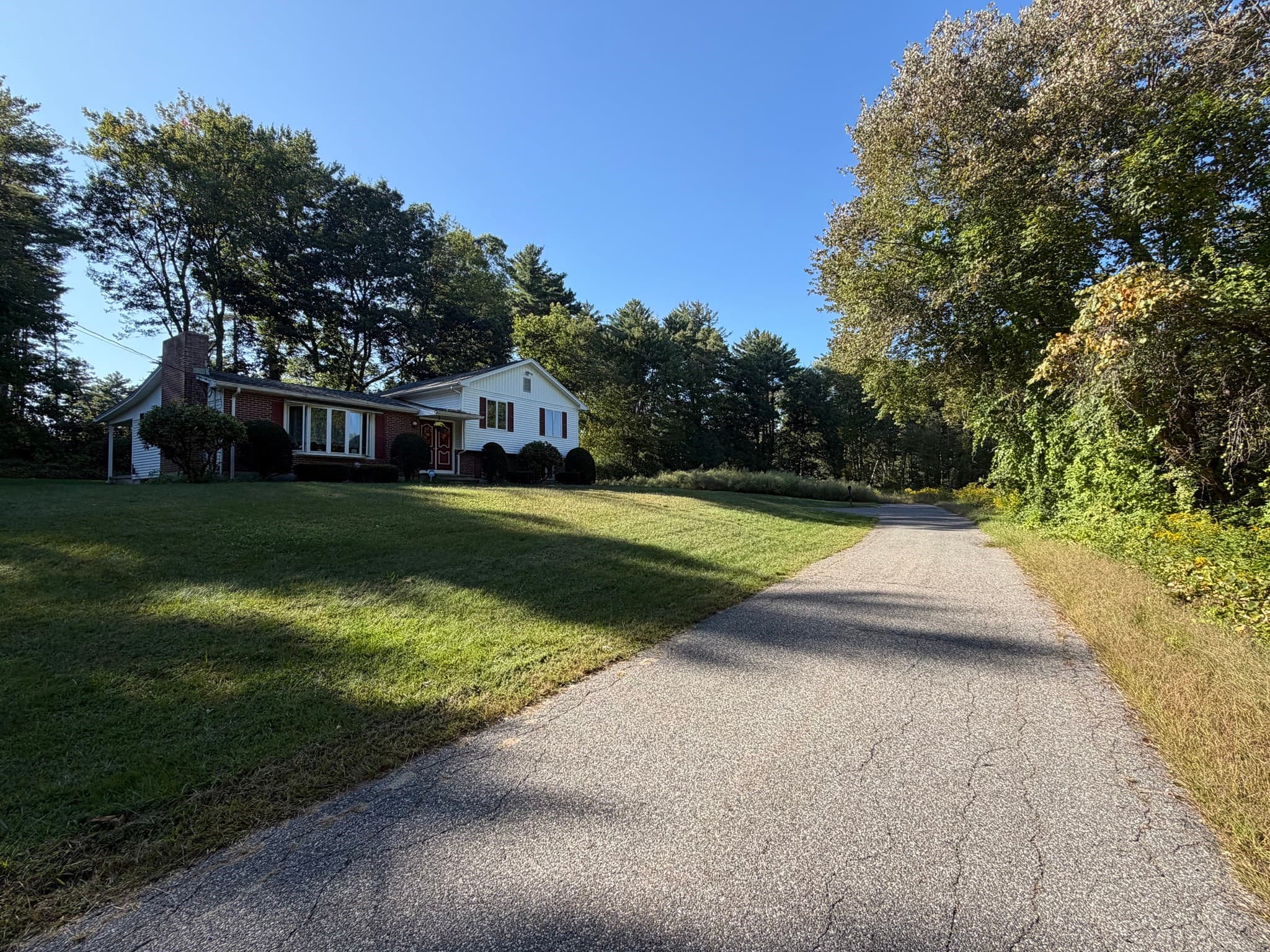 Single Family Residence at 1 Webster Rd, Ware MA 01082, Ware, photo 2 of 16
