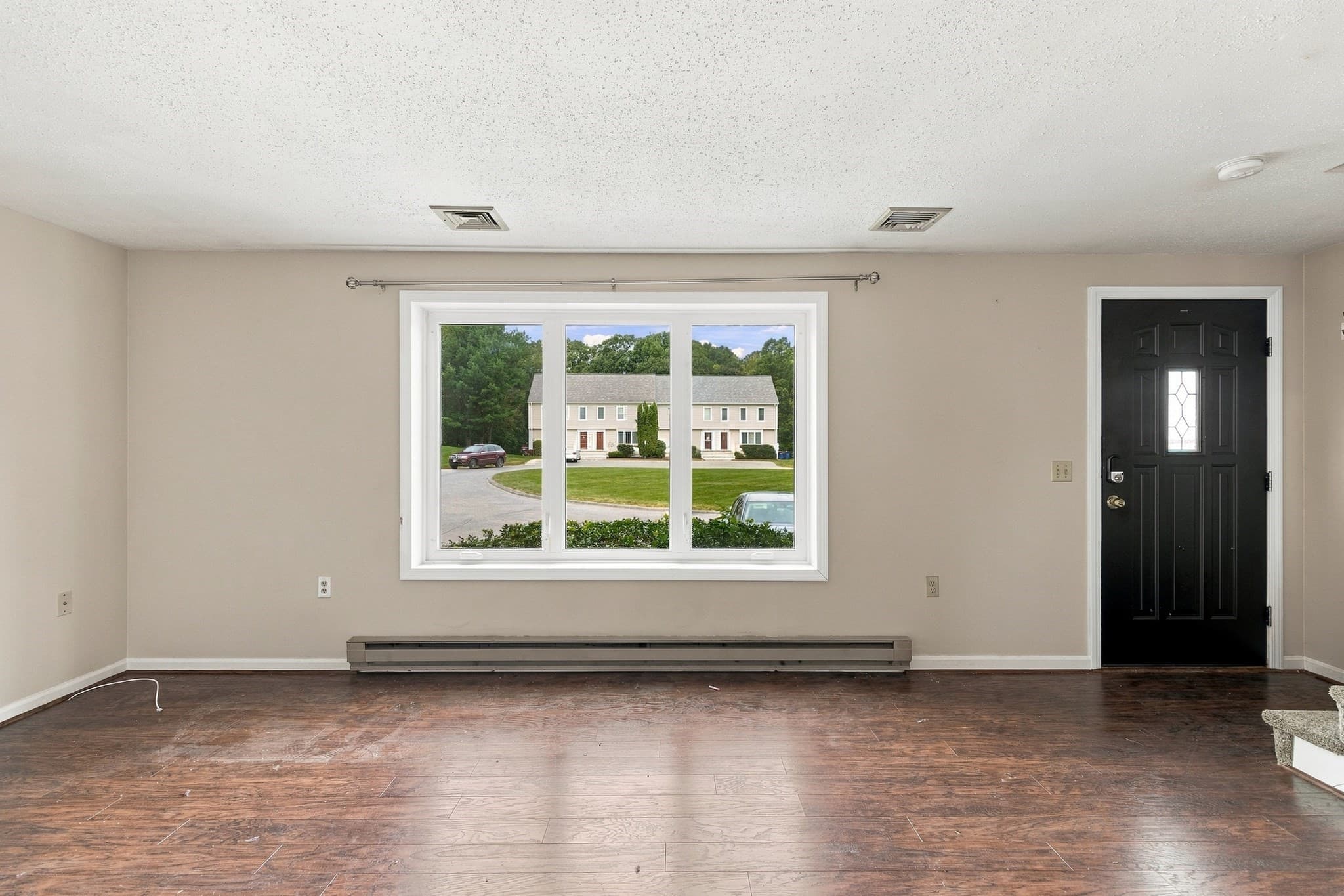 Condominium at 835 Mount Hope St # 22, North Attleboro MA 02760, North Attleboro, photo 2 of 27