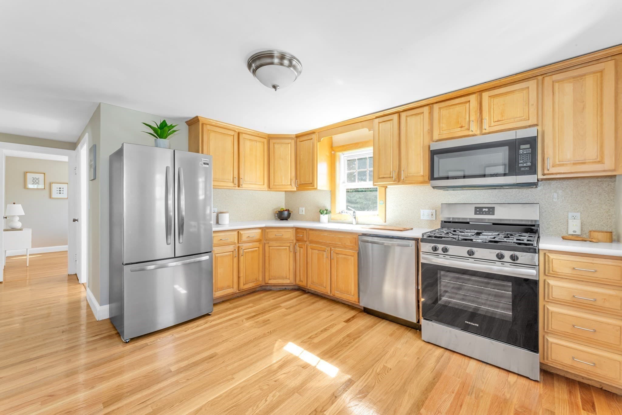 Single Family Residence at 85 Potomac, Boston MA 02131, Boston, photo 2 of 28