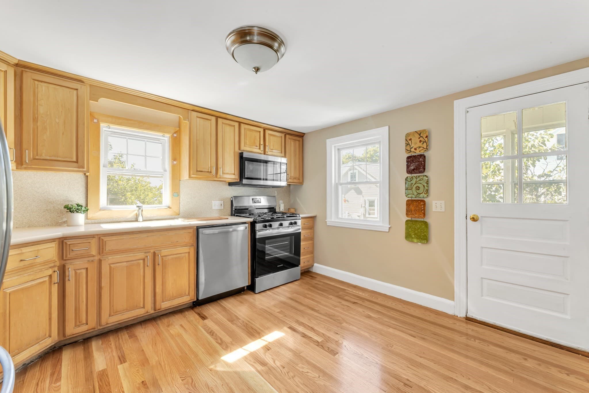 Single Family Residence at 85 Potomac, Boston MA 02131, Boston, photo 7 of 28