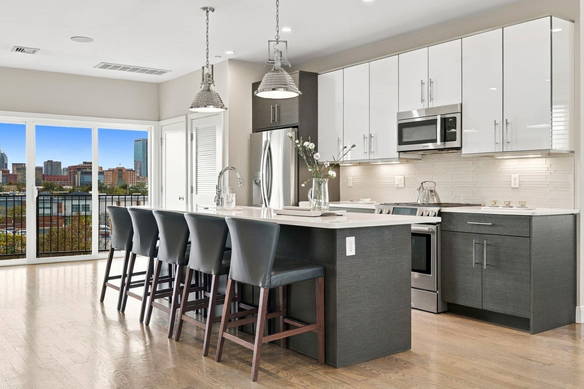Condominium at 8 Baker Ct # 4, Boston MA 02125, Boston, photo 2 of 40