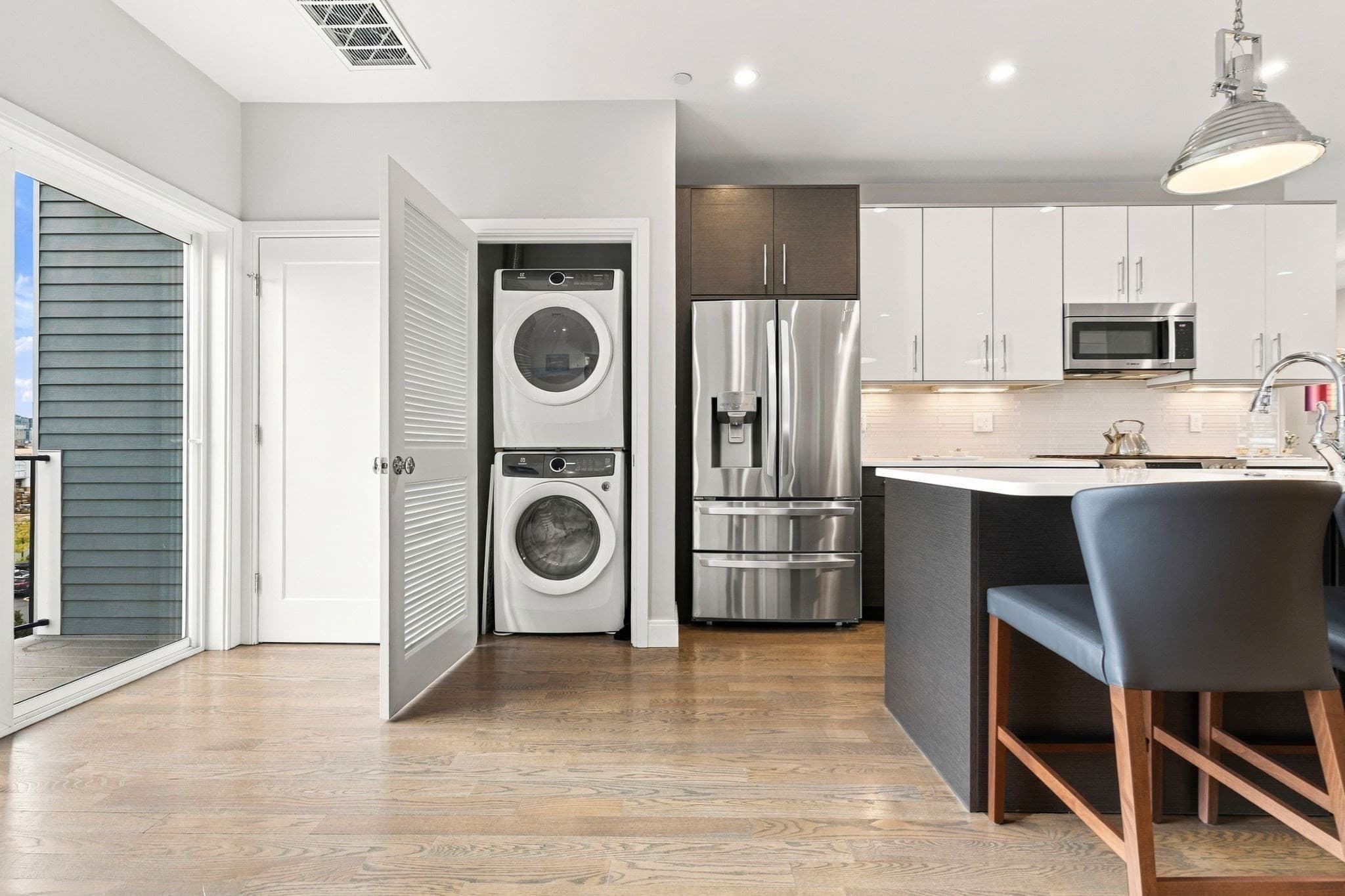 Condominium at 8 Baker Ct # 4, Boston MA 02125, Boston, photo 5 of 40