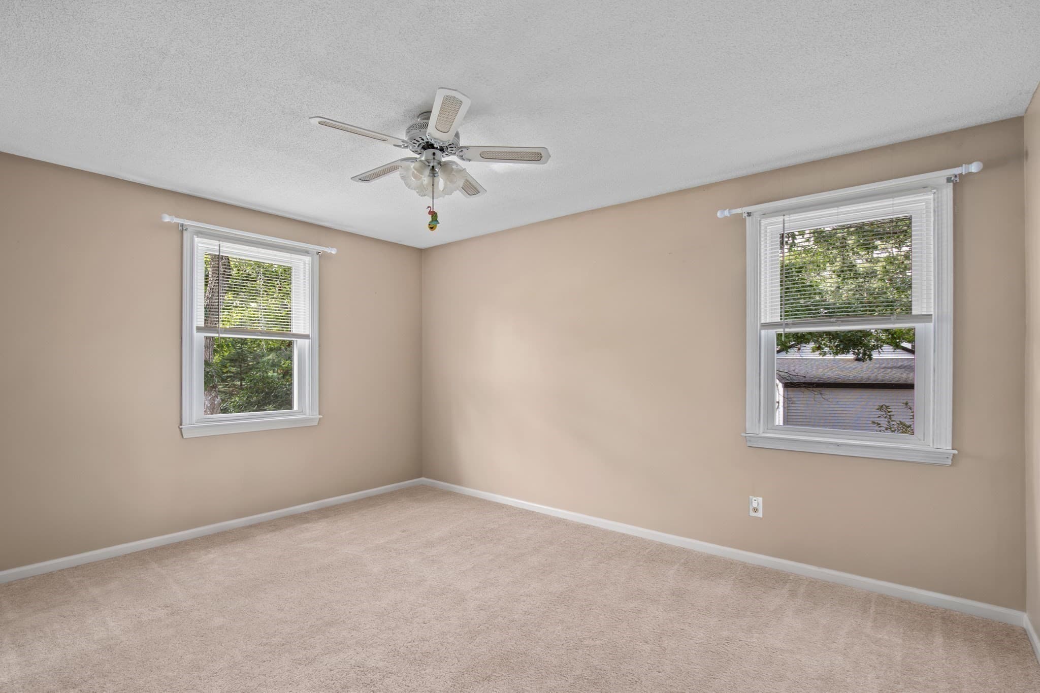 Single Family Residence at 12 Pryer Drive, Bourne MA 02559, Bourne, photo 17 of 38
