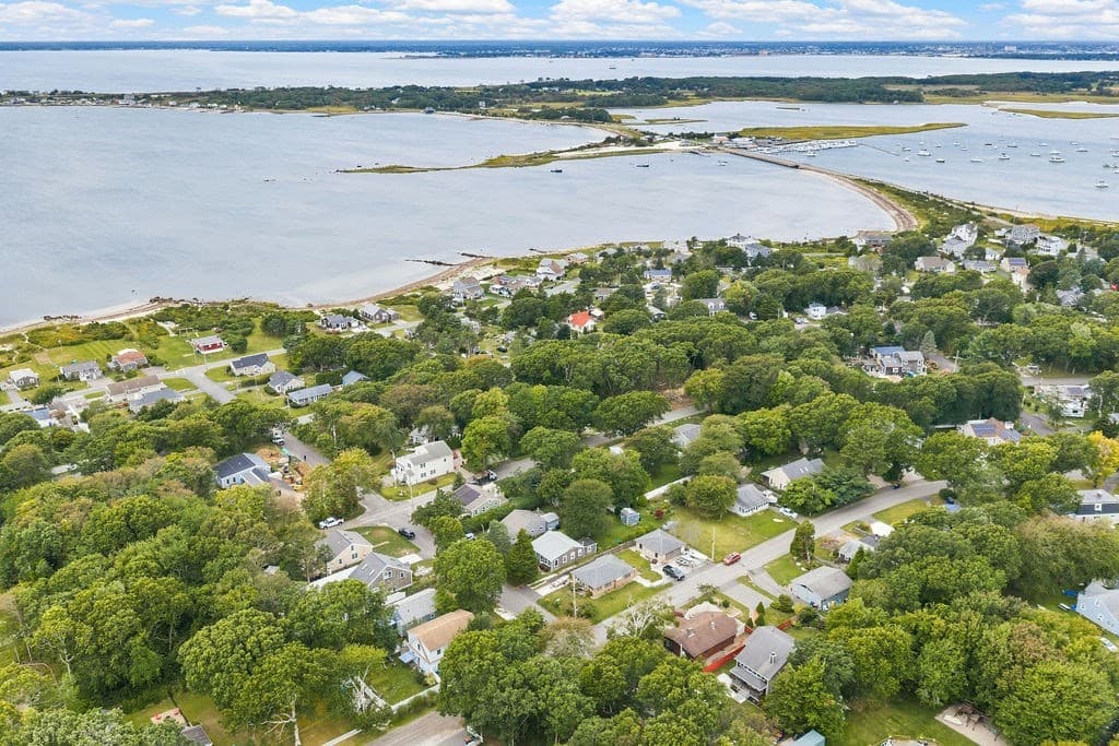Single Family Residence at 24 Fisherman Rd, Fairhaven MA 02719, Fairhaven, photo 27 of 29
