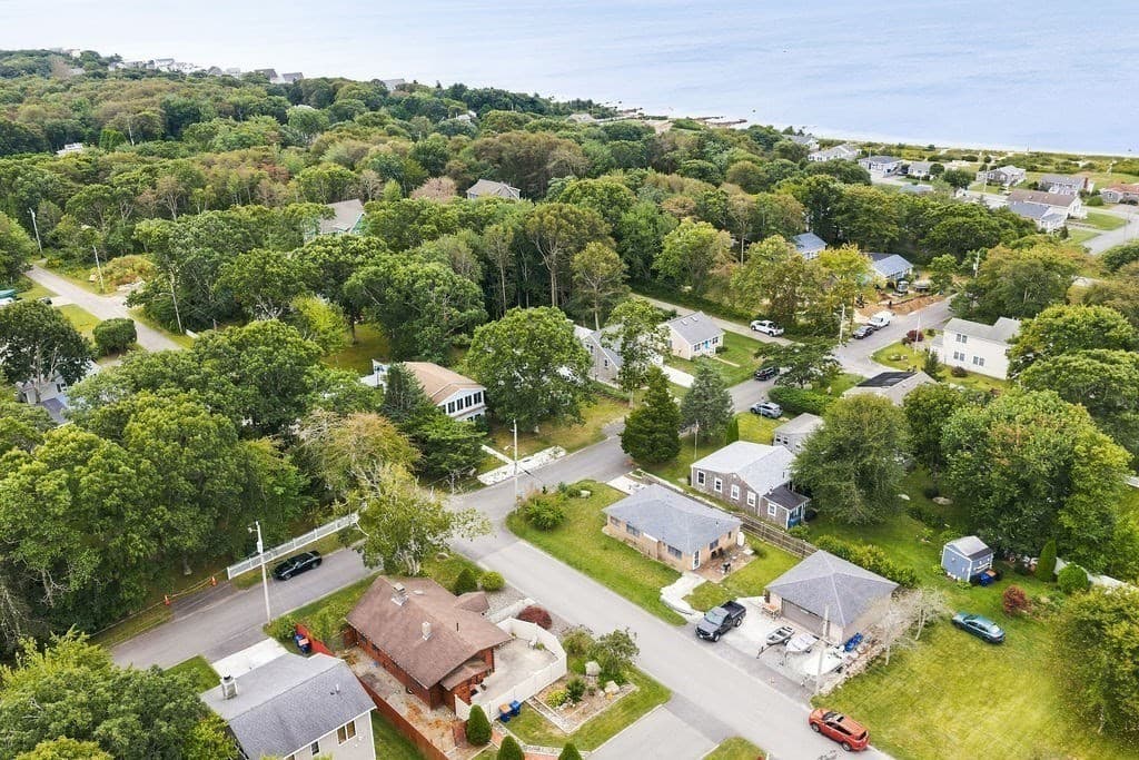 Single Family Residence at 24 Fisherman Rd, Fairhaven MA 02719, Fairhaven, photo 13 of 29