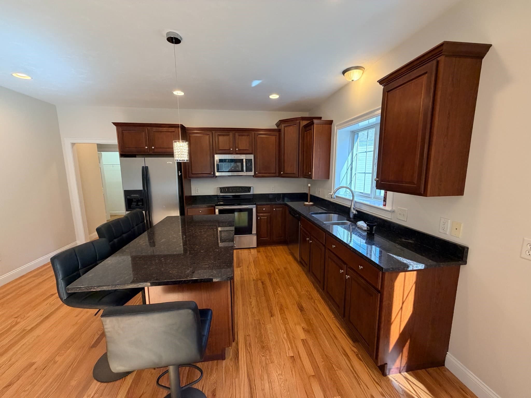 Condominium at 21 Zain Cir # 21, Milford MA 01757, Milford, photo 12 of 37