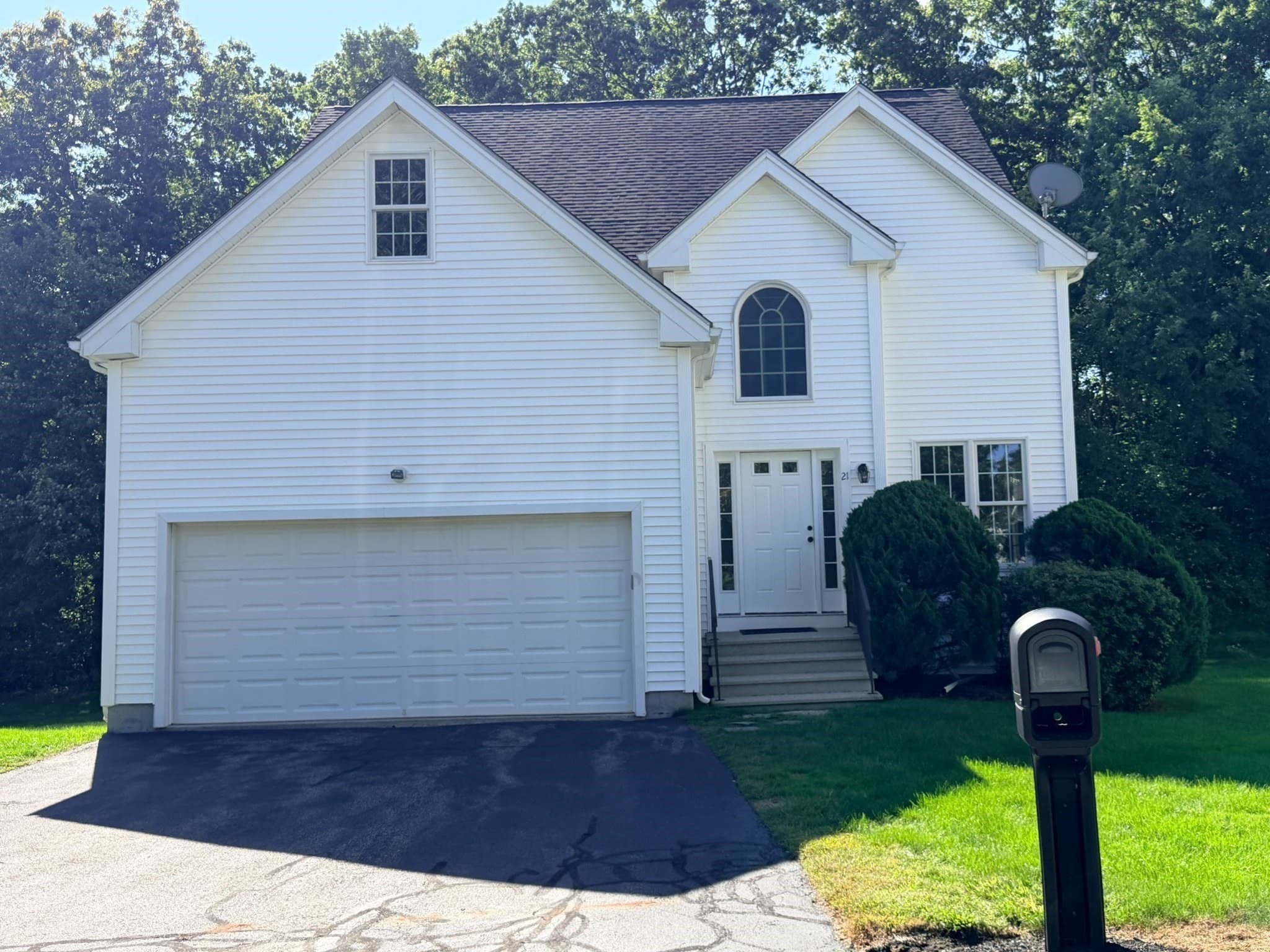 21 Zain Cir # 21, Milford MA 01757