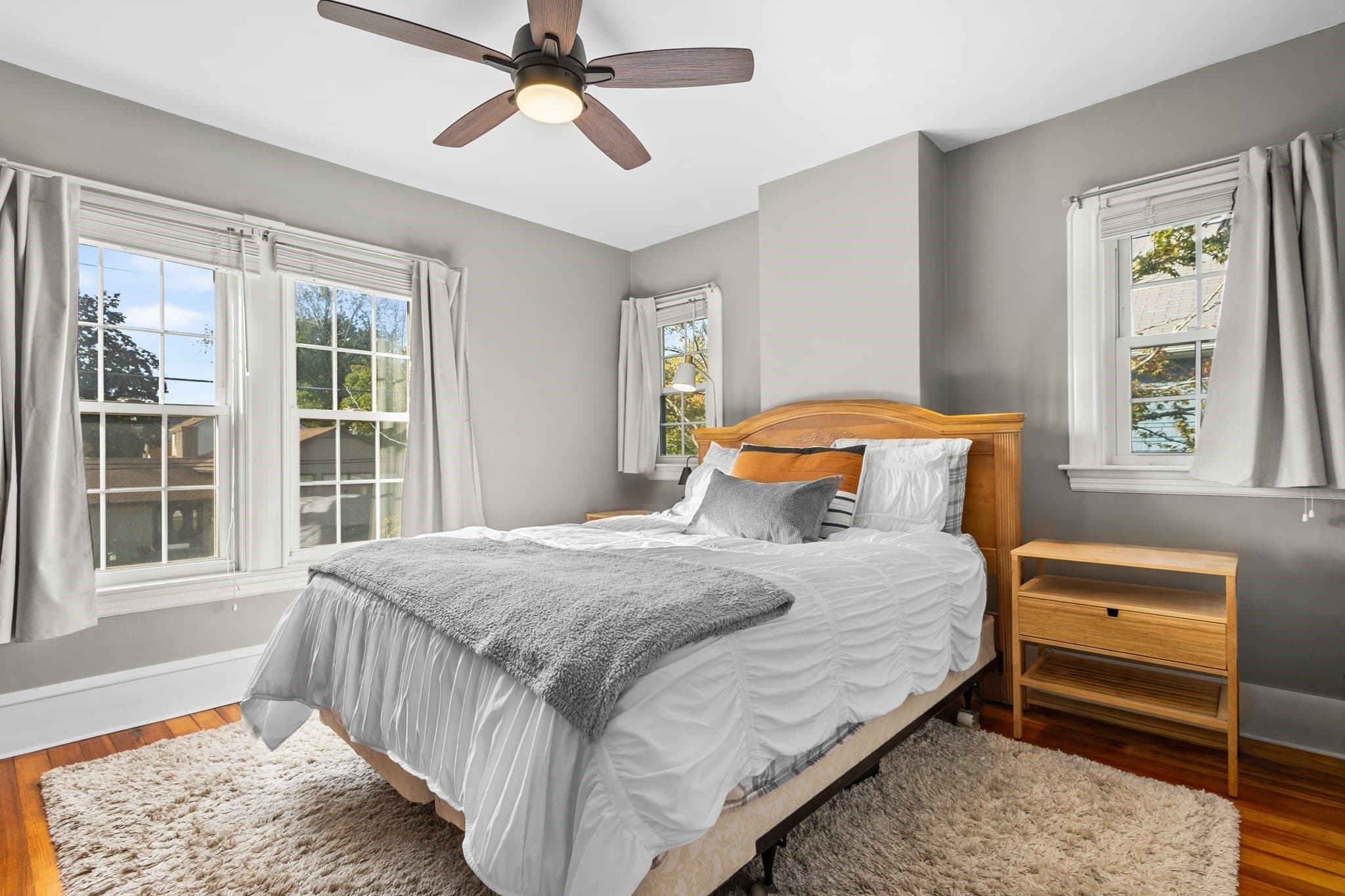 Single Family Residence at 1021 Ray St, Fall River MA 02720, Fall River, photo 26 of 41