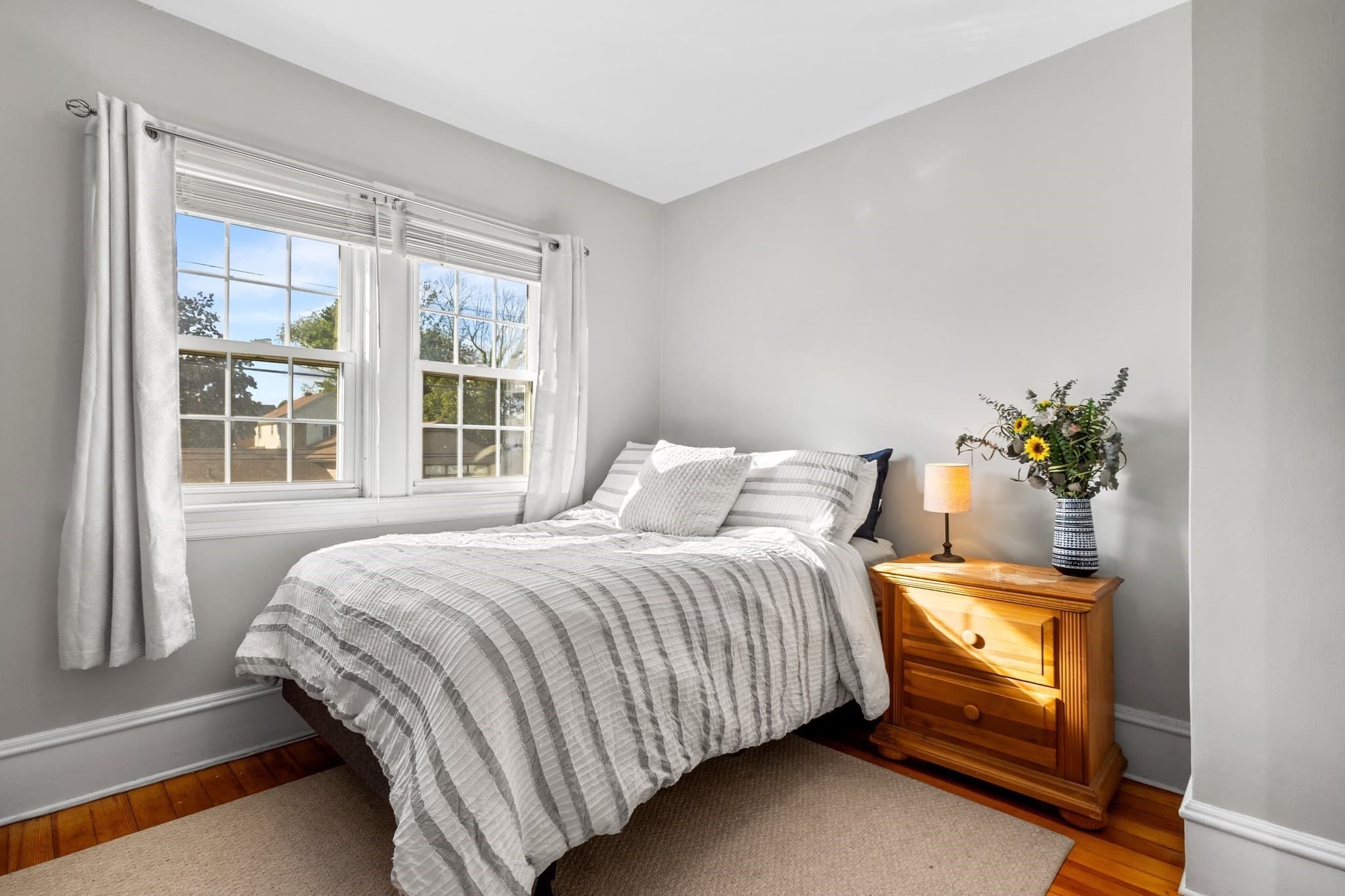 Single Family Residence at 1021 Ray St, Fall River MA 02720, Fall River, photo 28 of 41