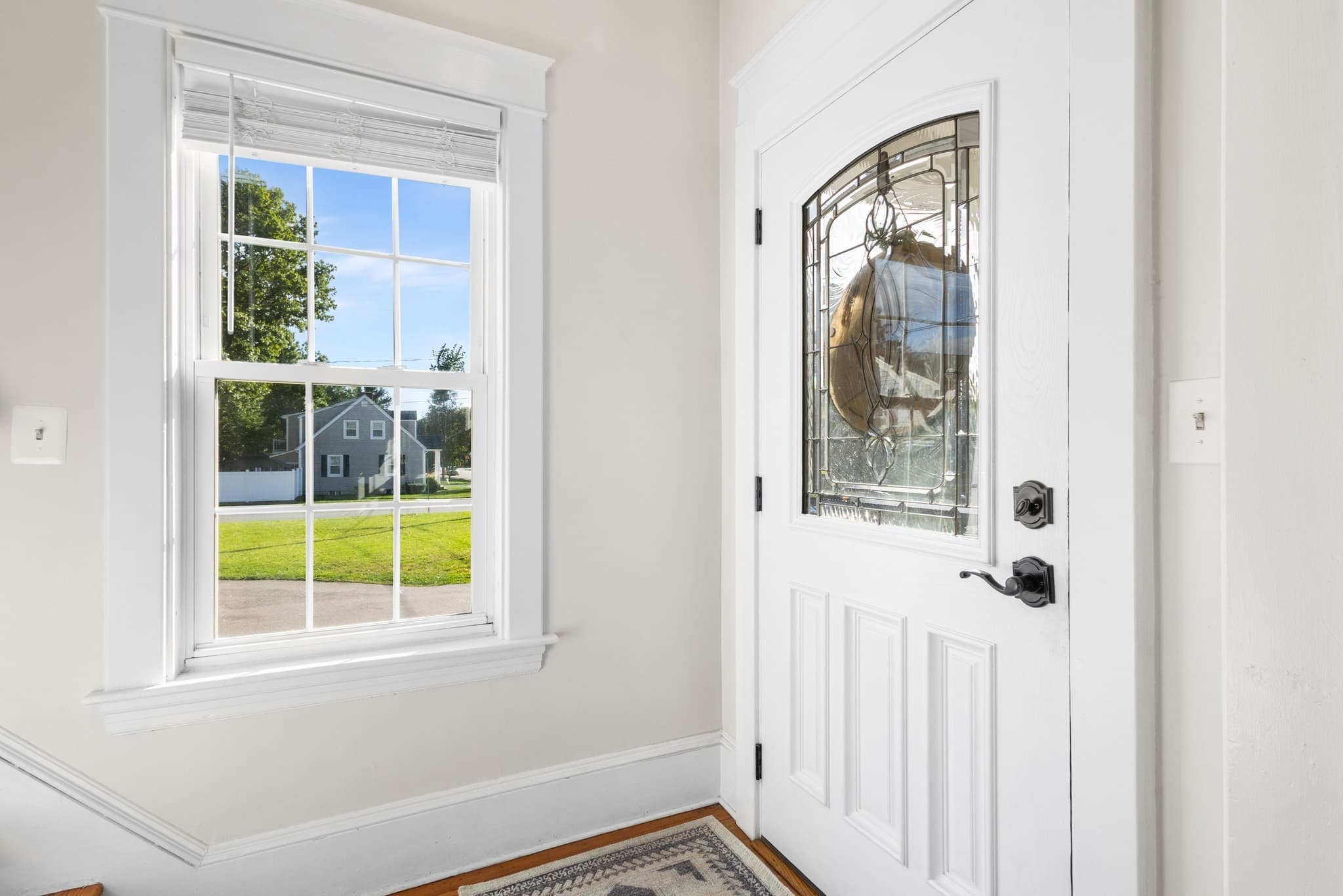 Single Family Residence at 1021 Ray St, Fall River MA 02720, Fall River, photo 9 of 41