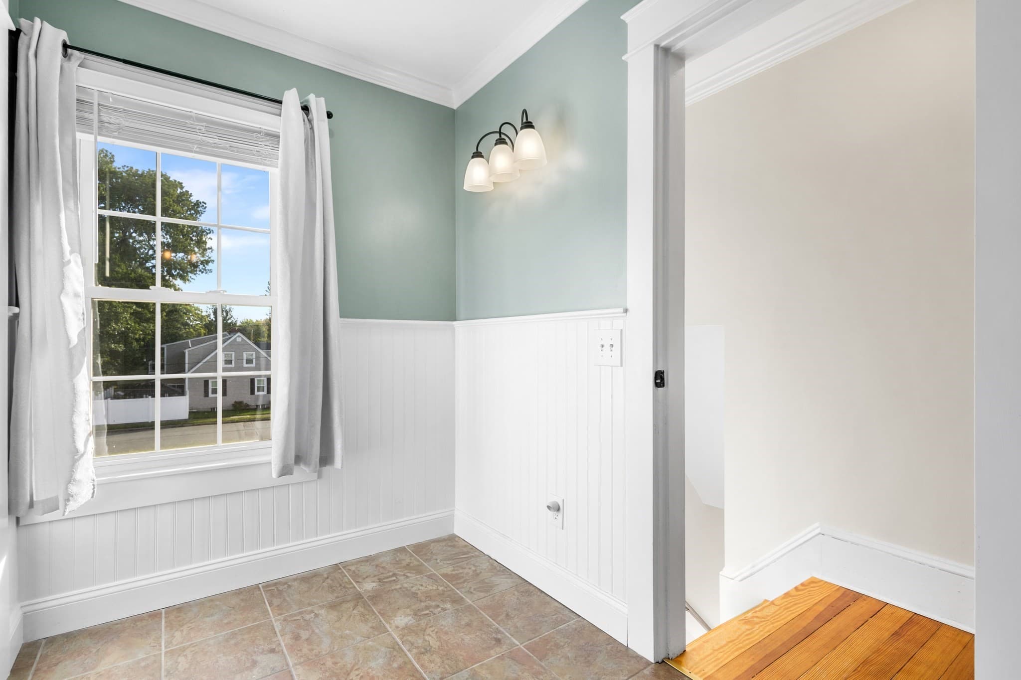 Single Family Residence at 1021 Ray St, Fall River MA 02720, Fall River, photo 24 of 41