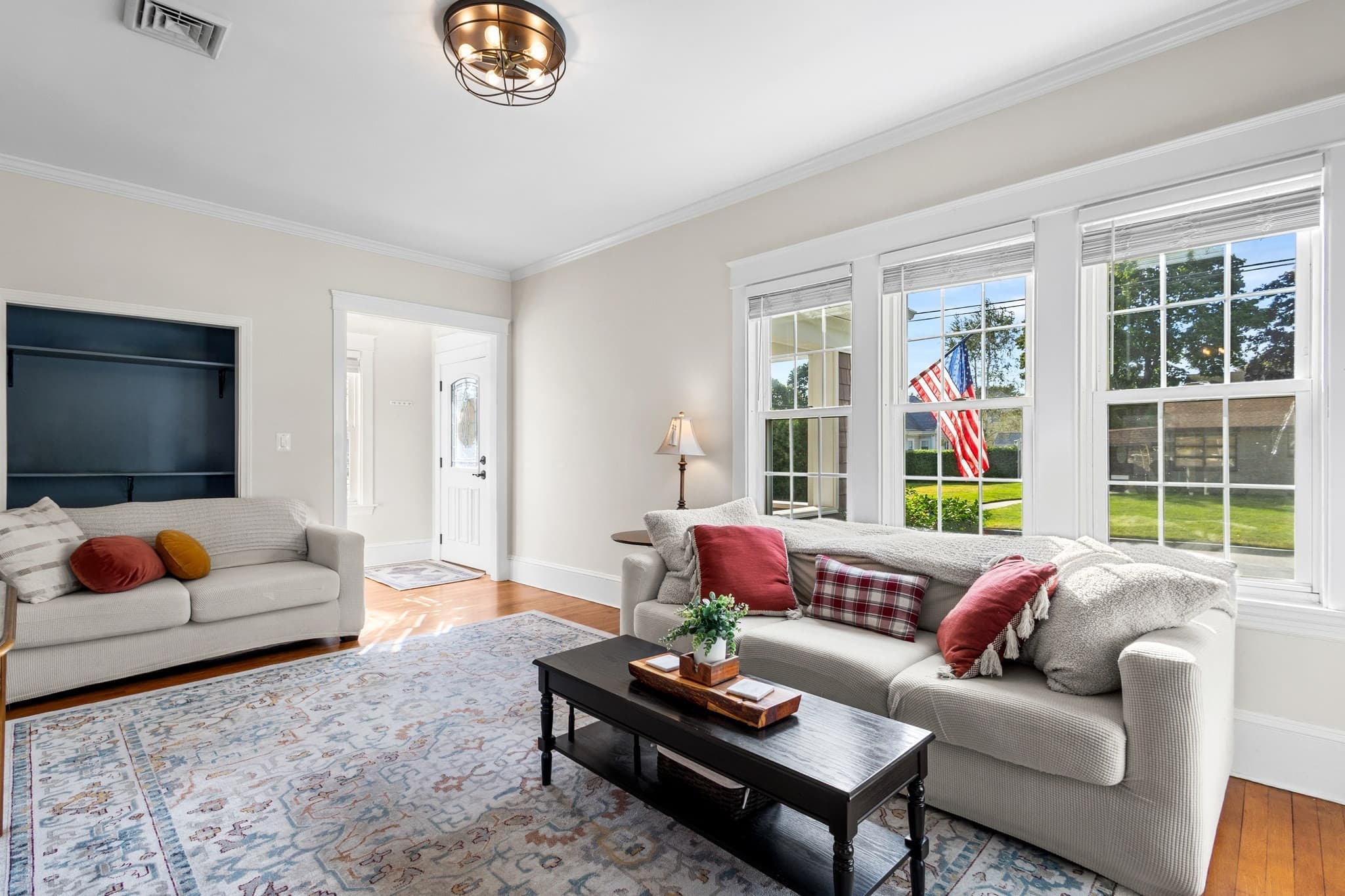 Single Family Residence at 1021 Ray St, Fall River MA 02720, Fall River, photo 10 of 41
