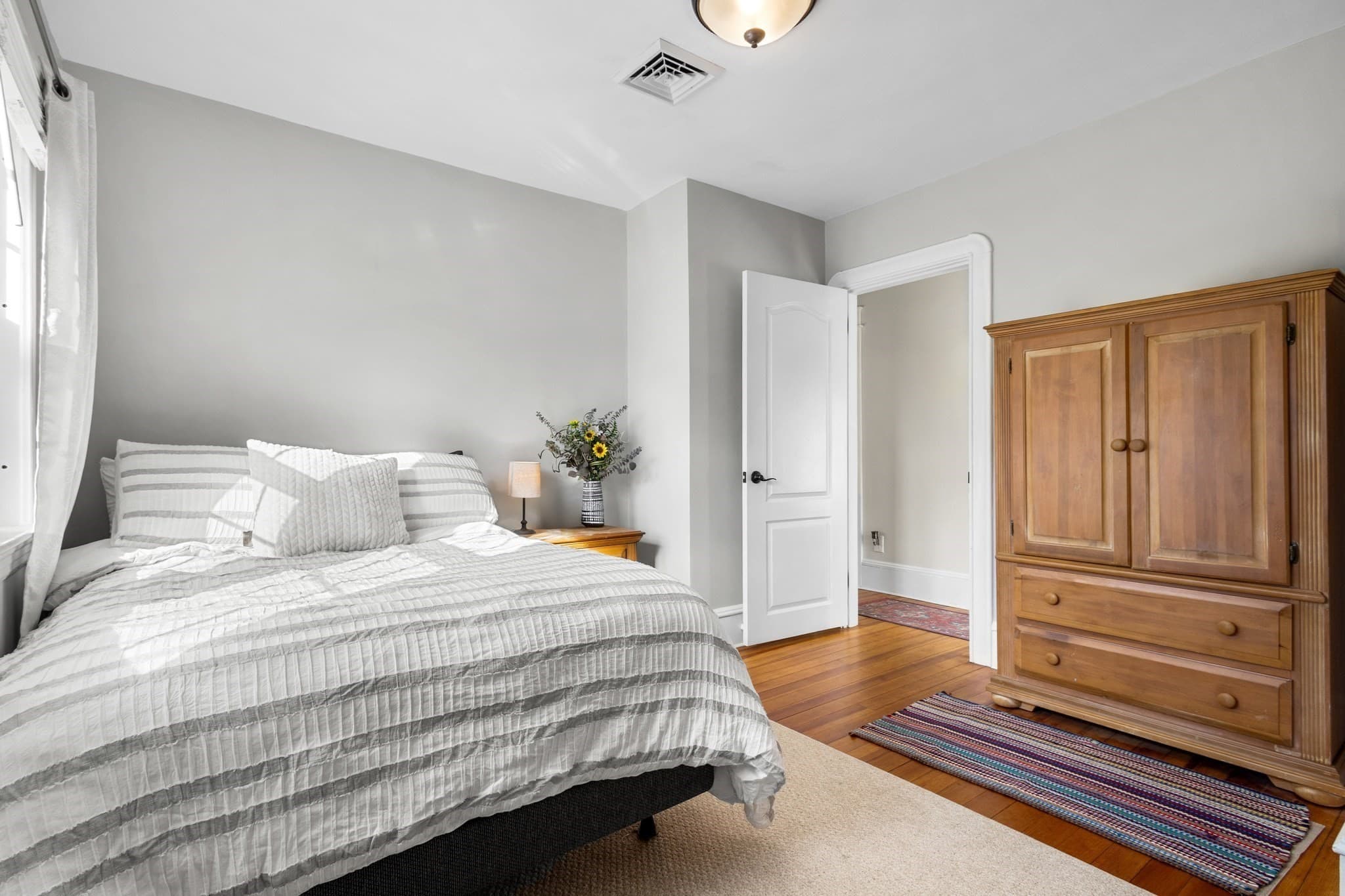 Single Family Residence at 1021 Ray St, Fall River MA 02720, Fall River, photo 29 of 41